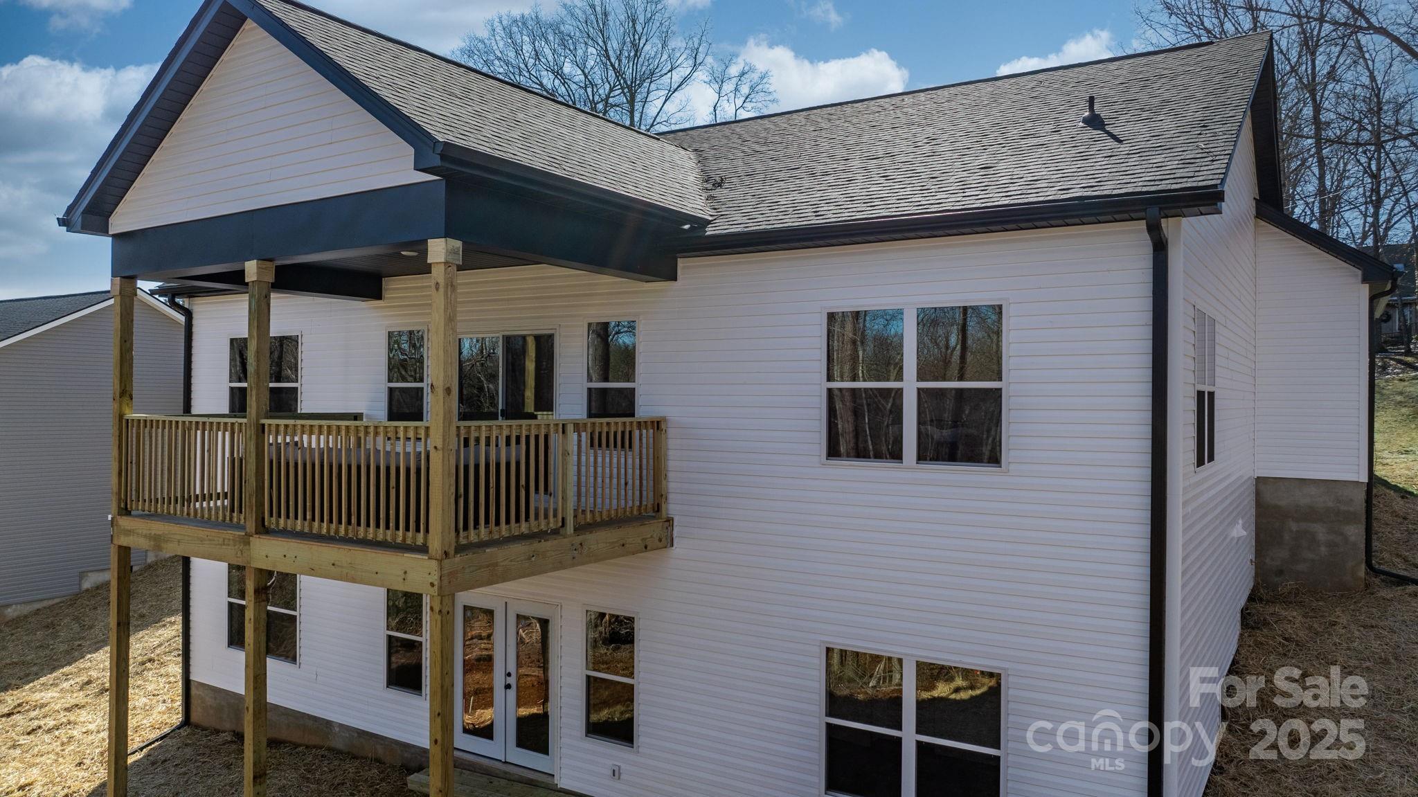 115 Brentwood Drive Property Photo 37