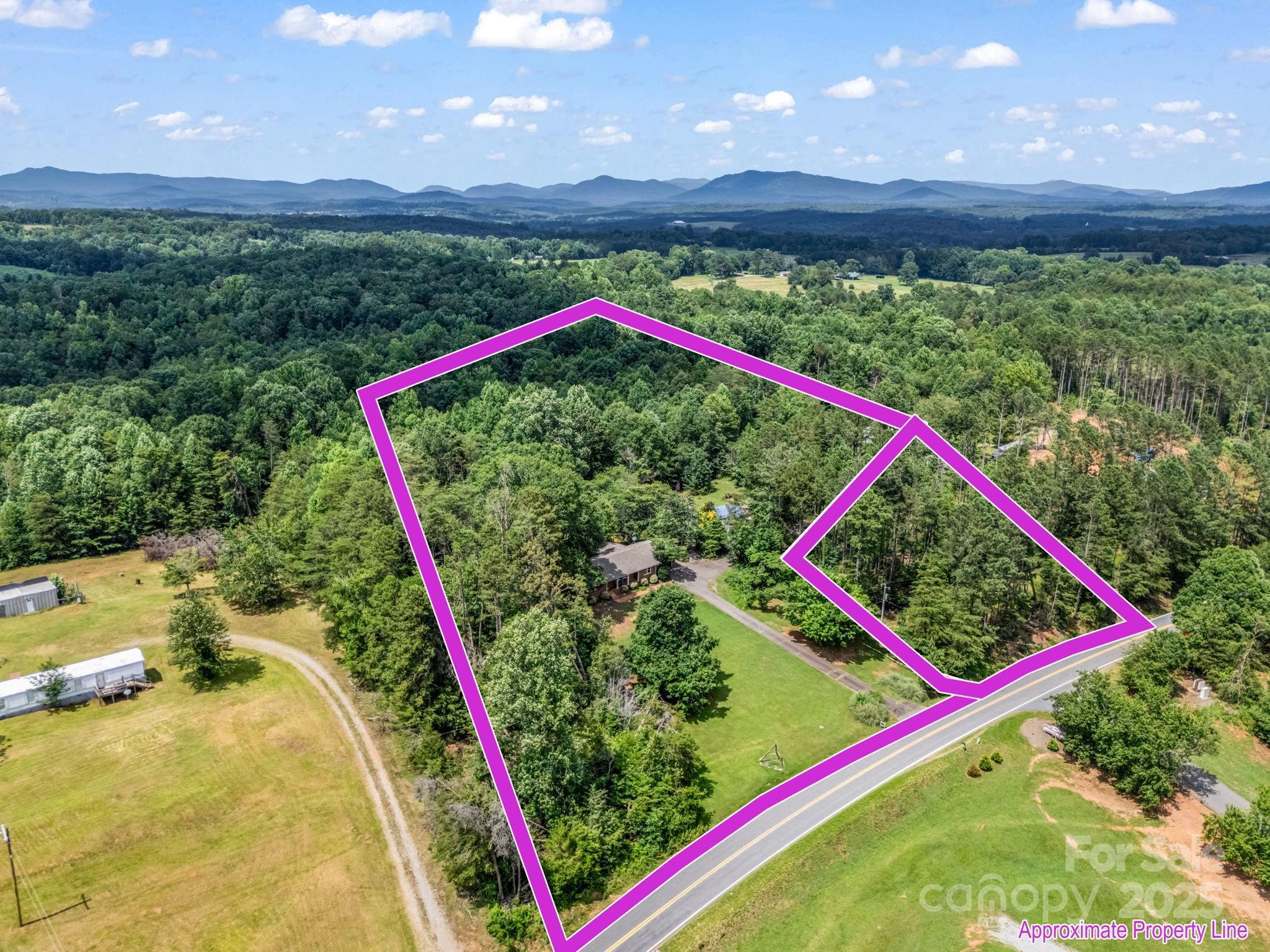 1737 Whitesides Road Property Photo 2