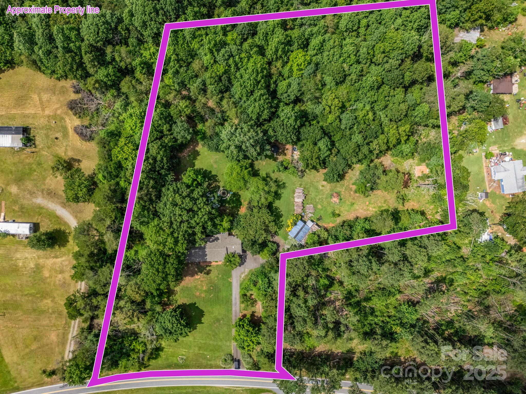 1737 Whitesides Road Property Photo 3
