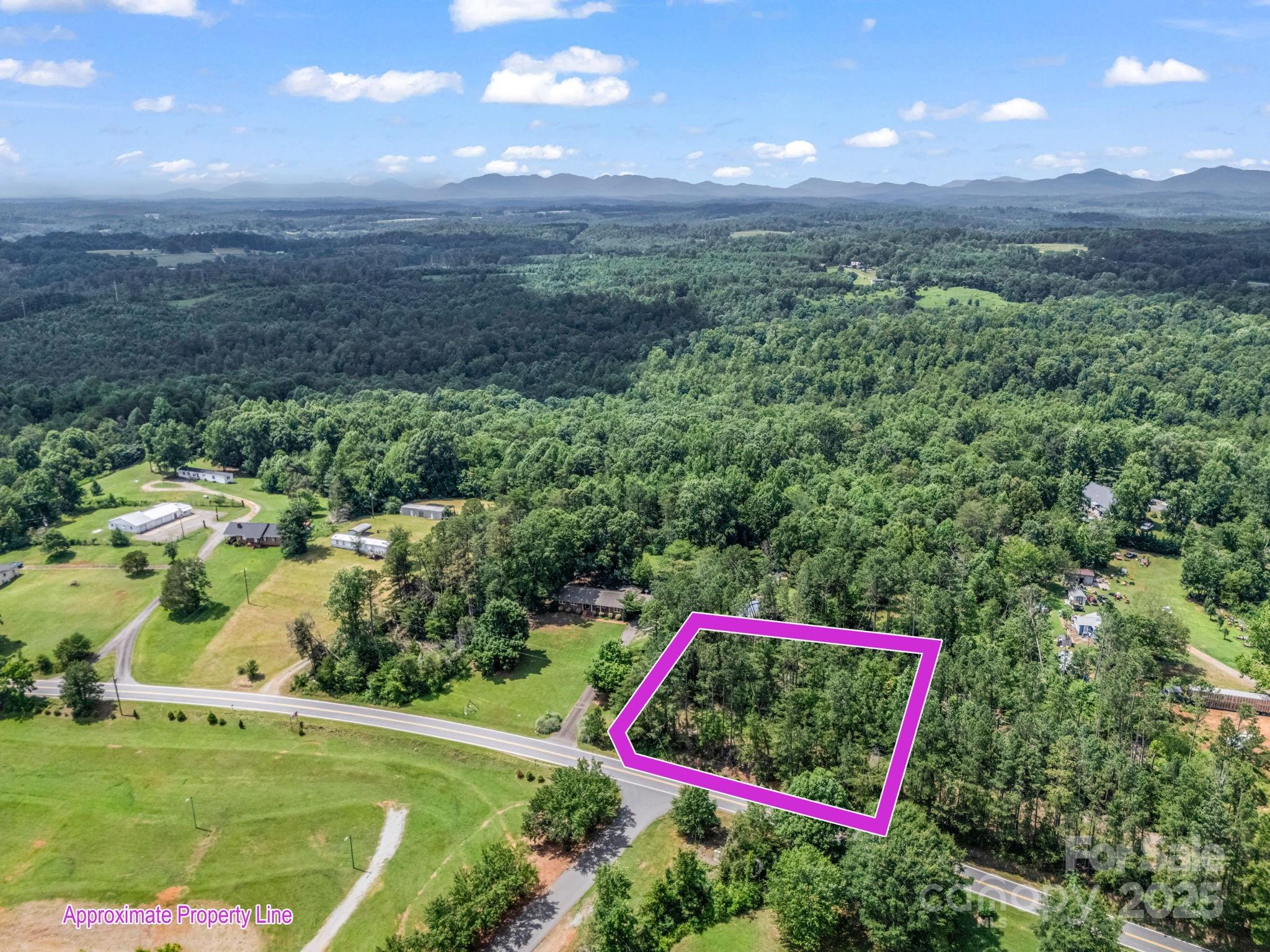 1737 Whitesides Road Property Photo 4