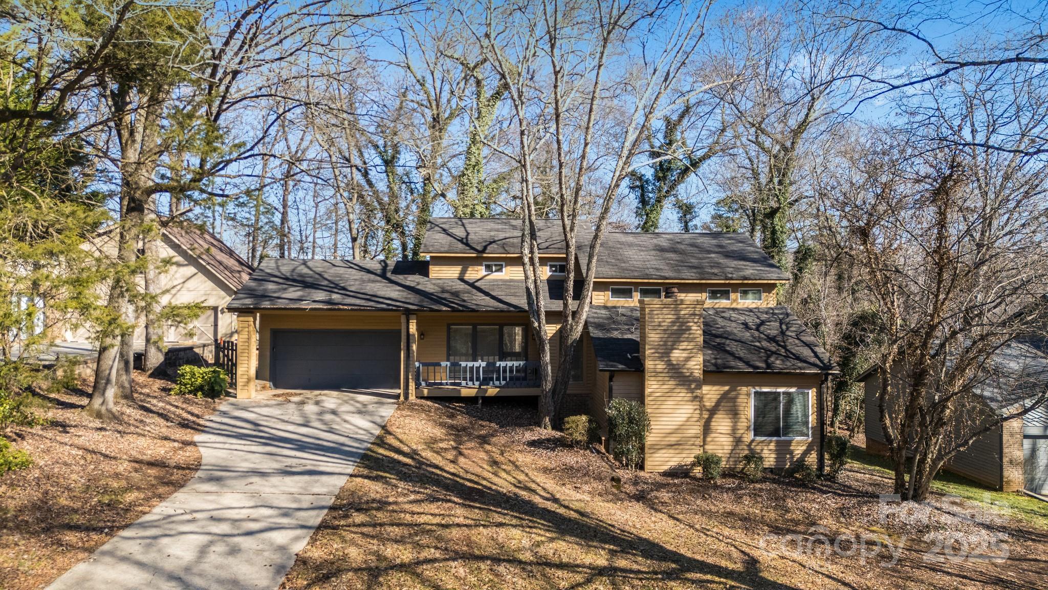 1213 Jules Court Property Photo