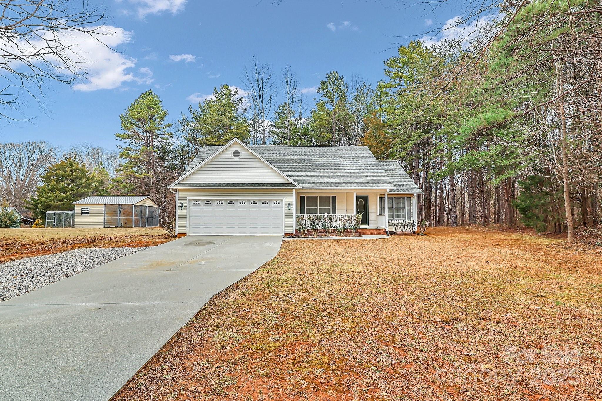 Advance Real Estate Listings Main Image