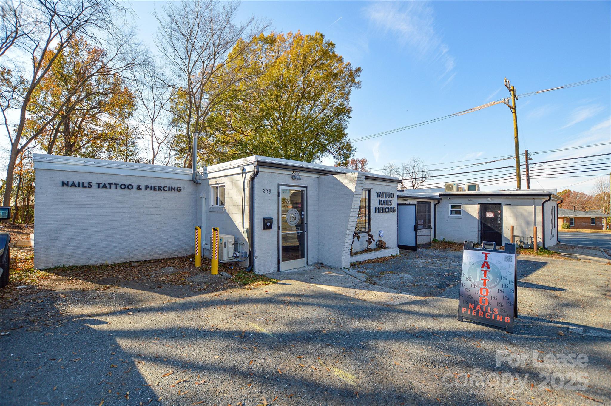 231 Fairwood Avenue Property Photo 1