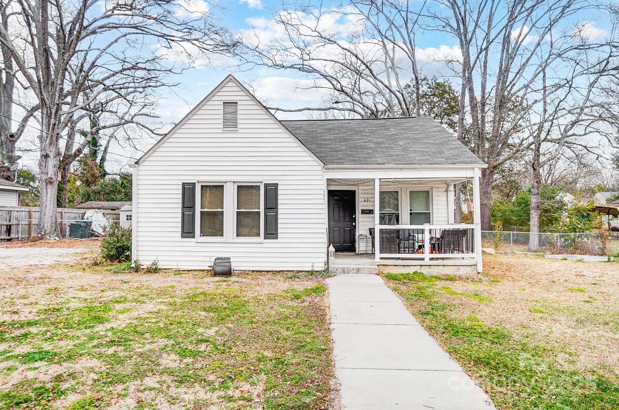 621 Flint Street Property Photo