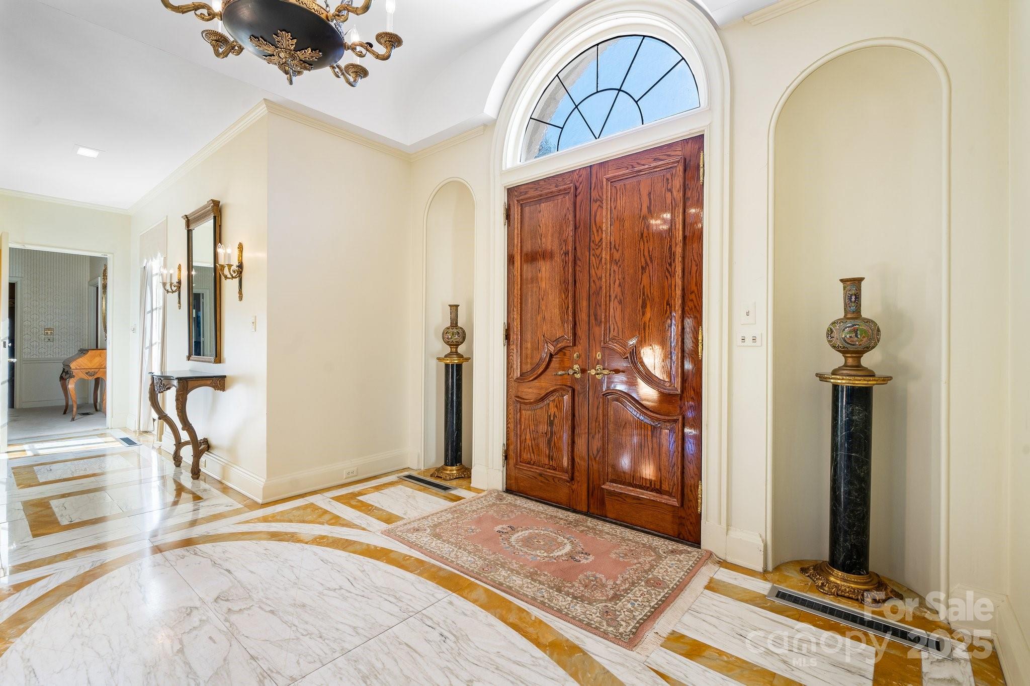 135 Claron Place Property Photo 8