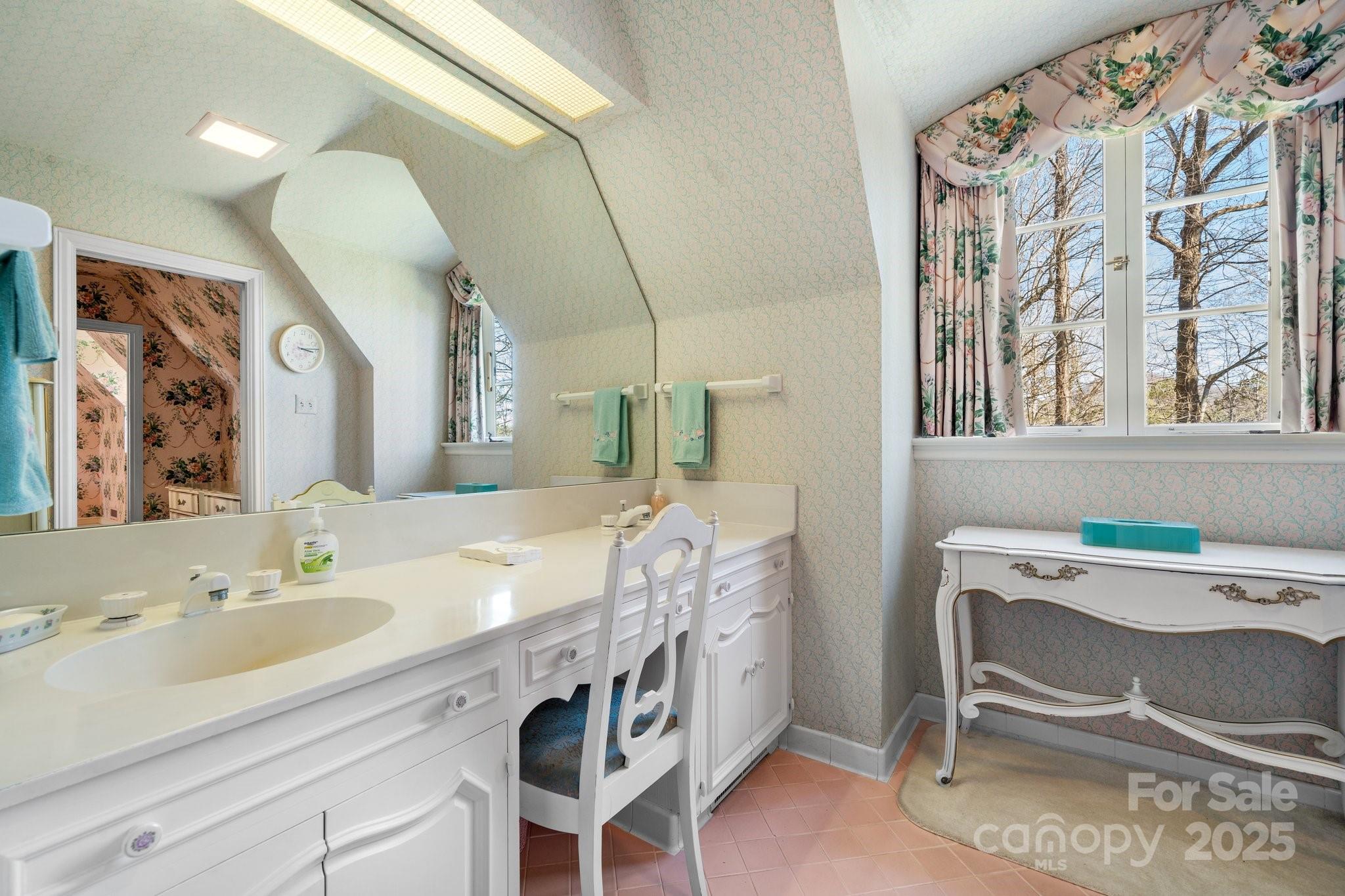 135 Claron Place Property Photo 33