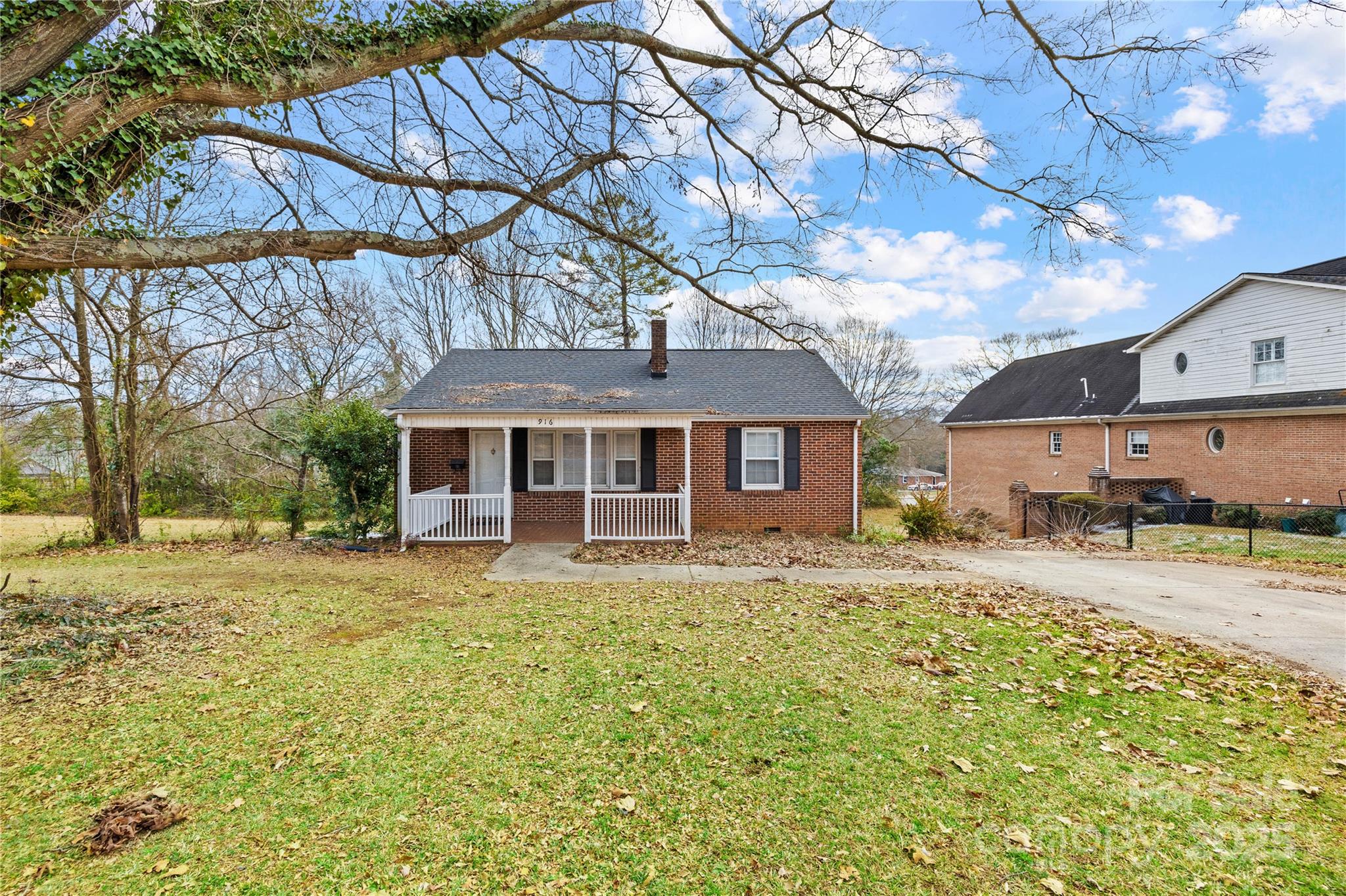 916 Church Street Property Photo