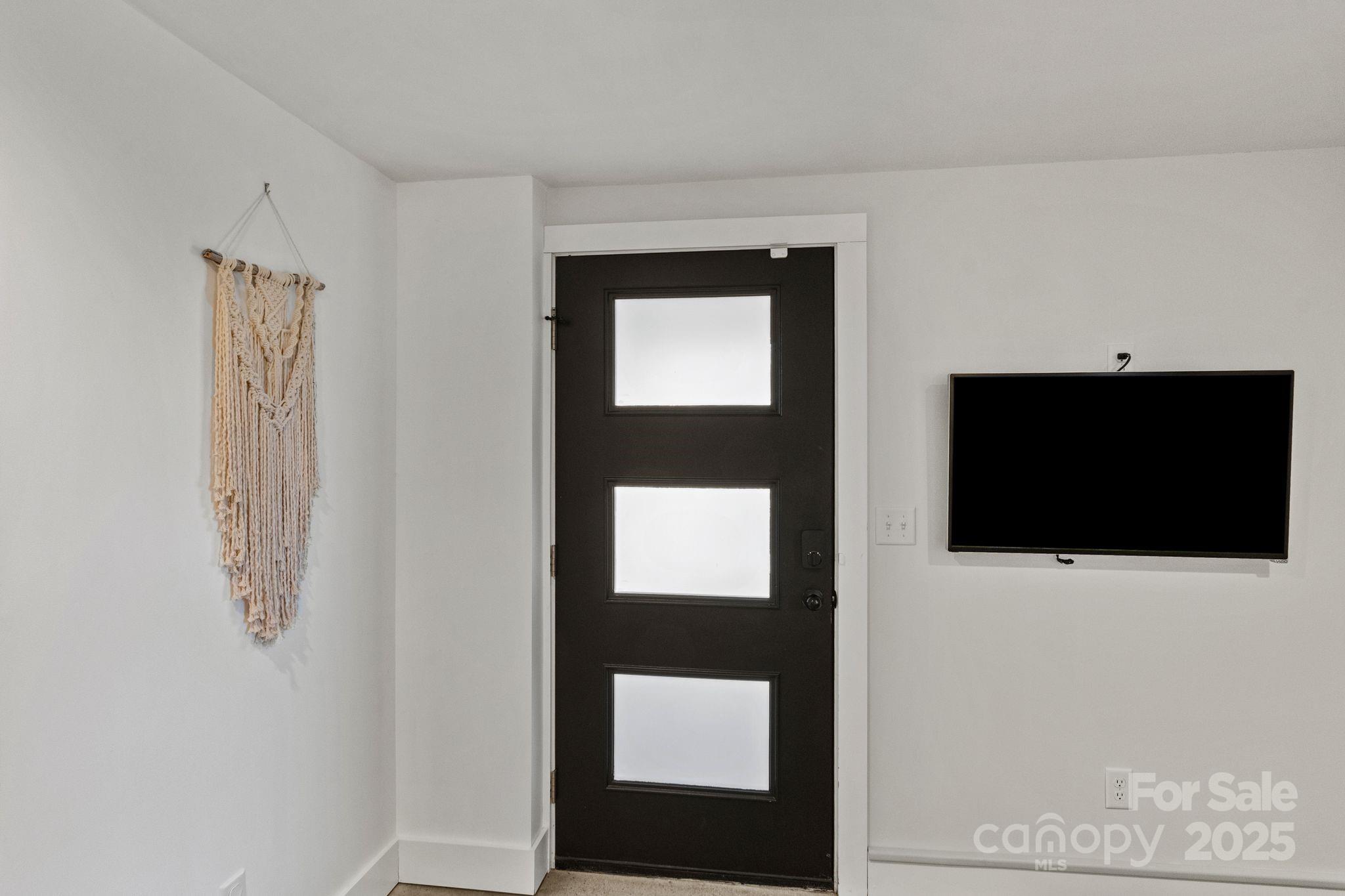 453 Riverview Drive Property Photo 25