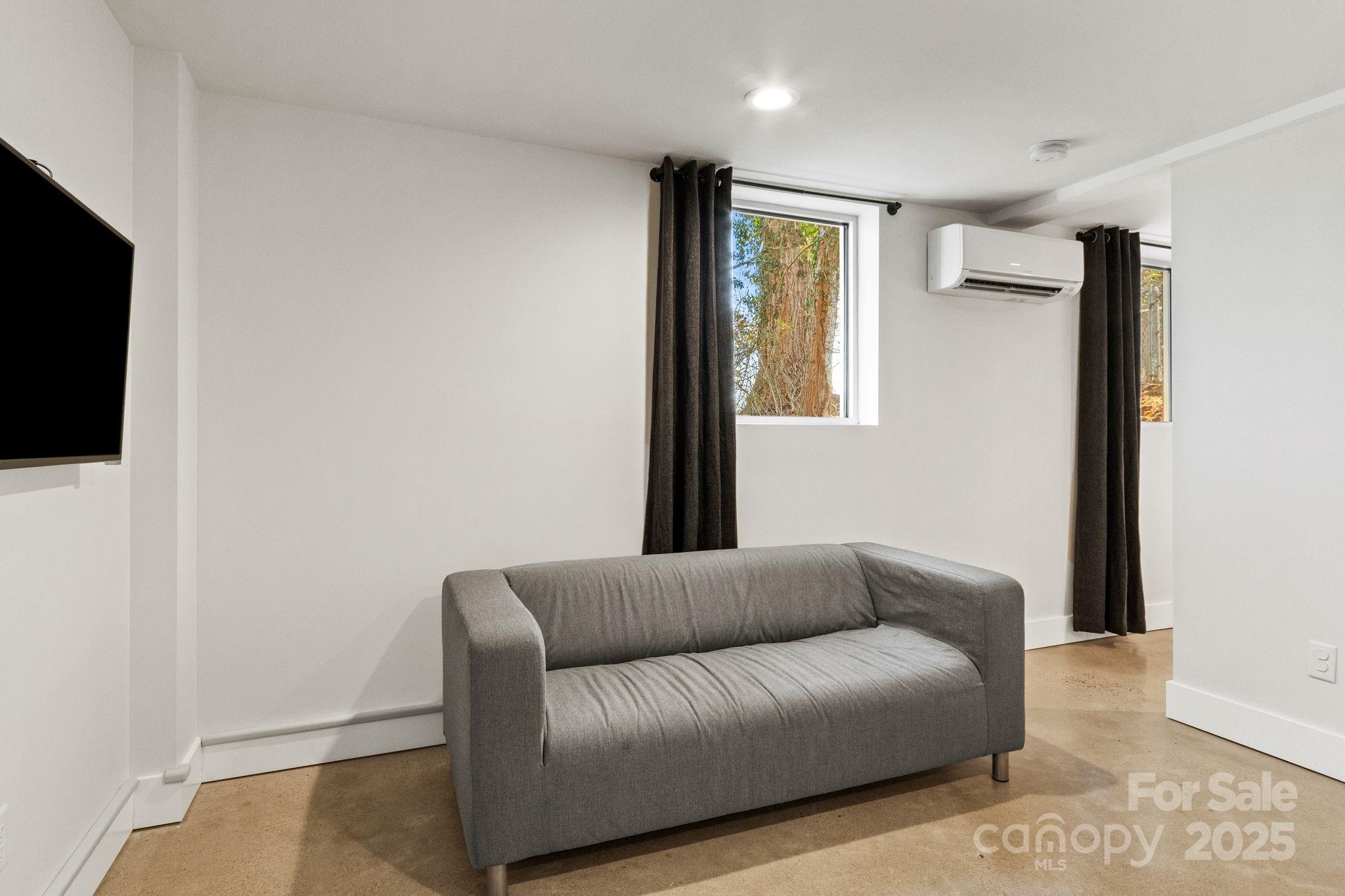 453 Riverview Drive Property Photo 26