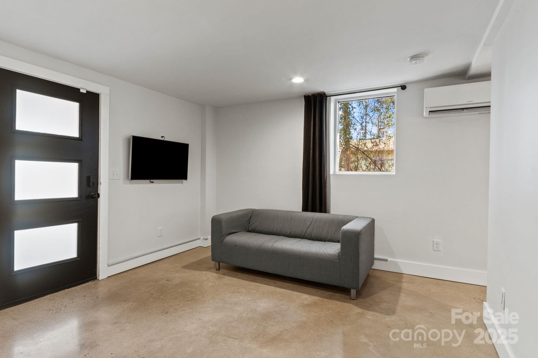 453 Riverview Drive Property Photo 27