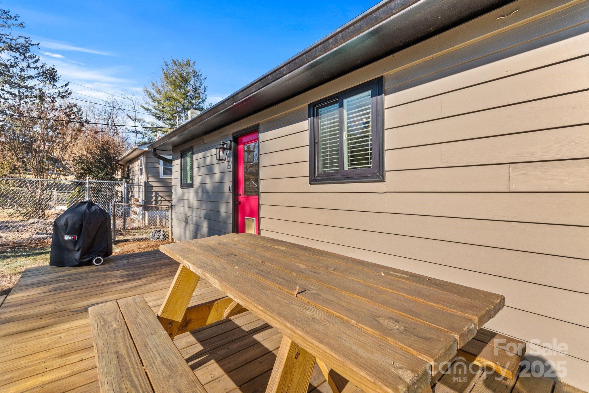 453 Riverview Drive Property Photo 41
