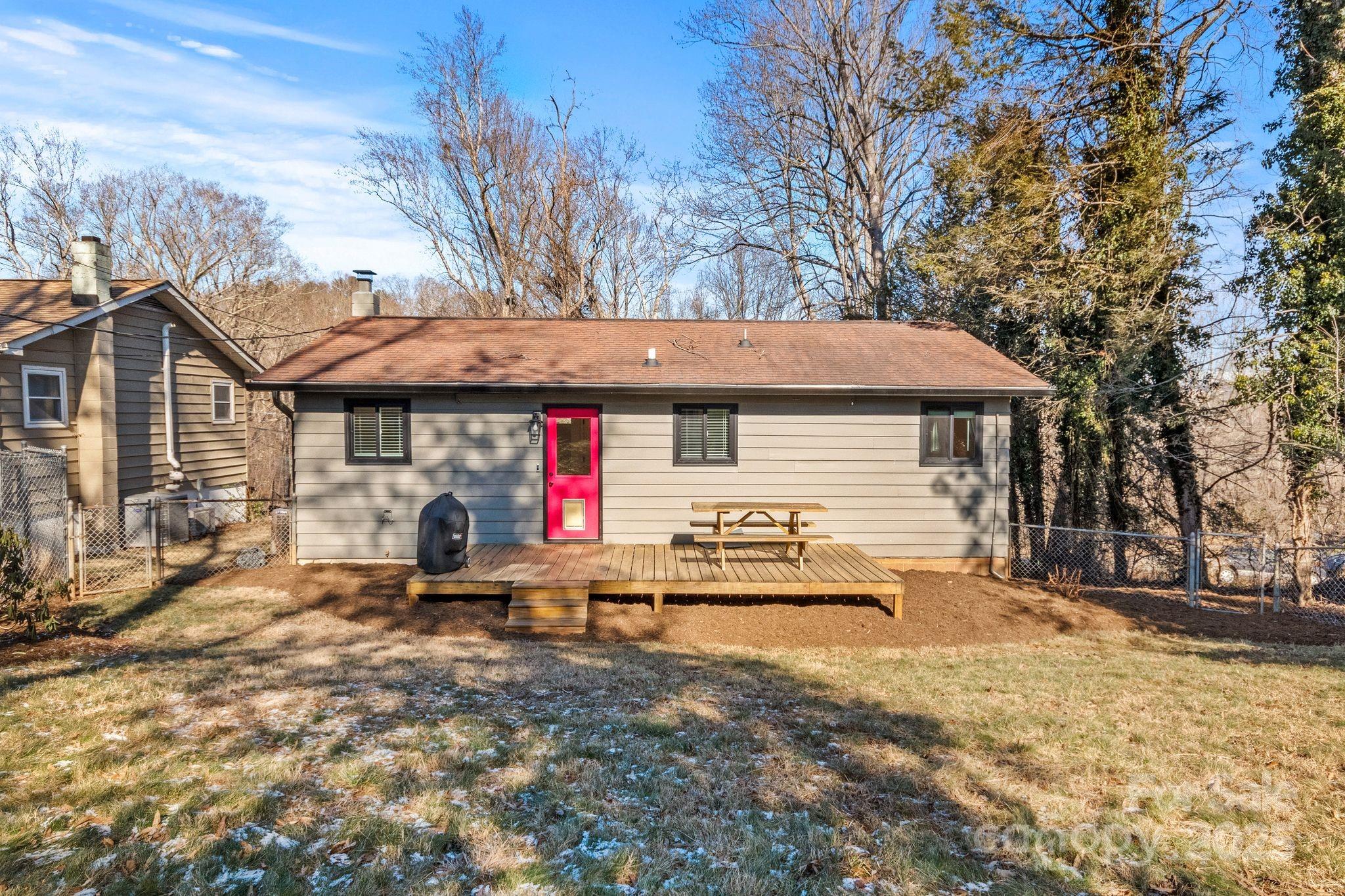 453 Riverview Drive Property Photo 44