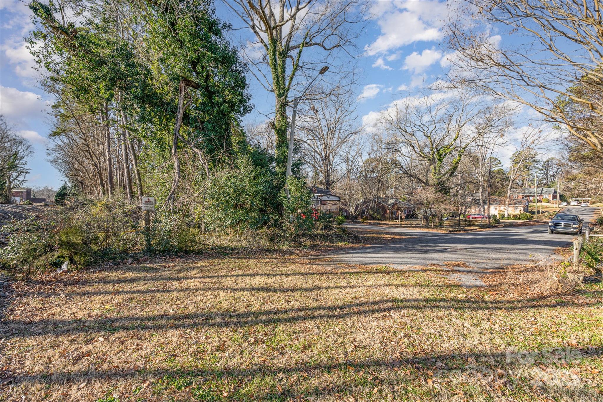 101 W Ninth Avenue Property Photo