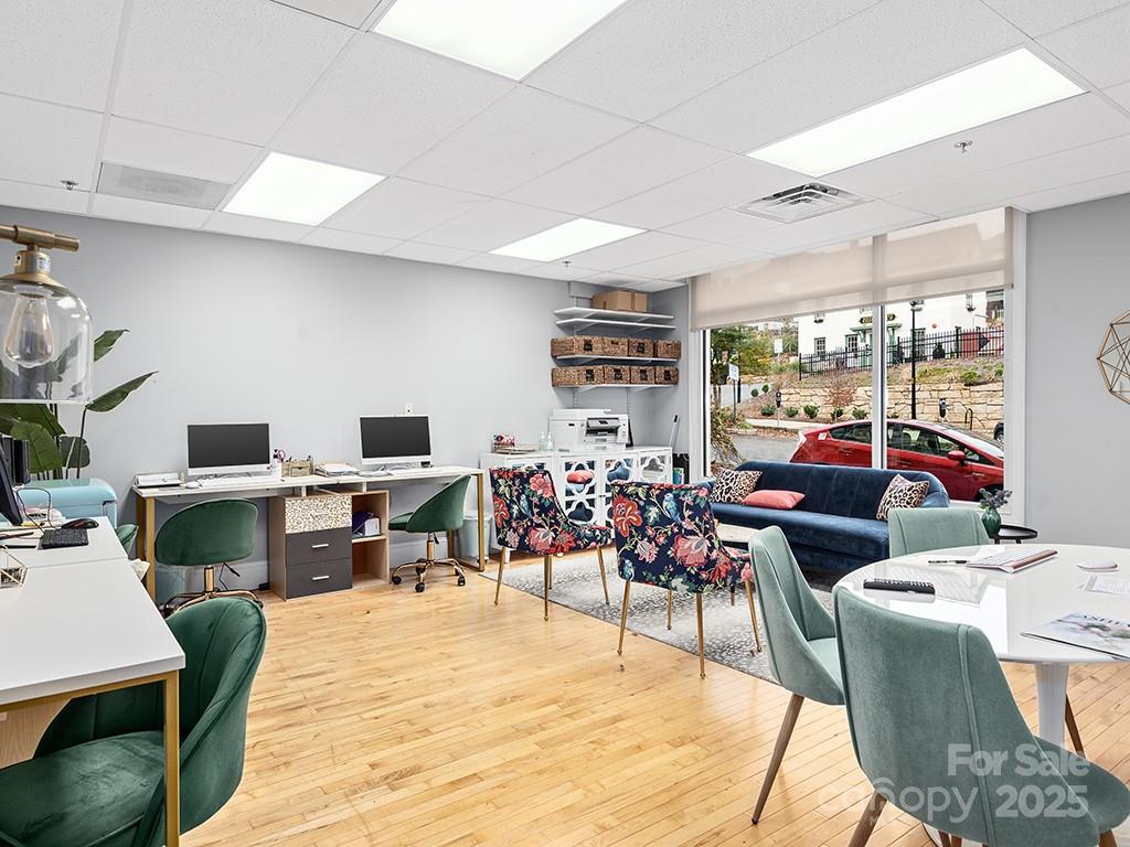 157 S Lexington Avenue Property Photo 10