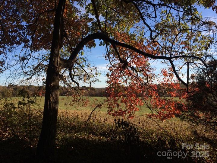 1068 Harris Bridge Road Property Photo