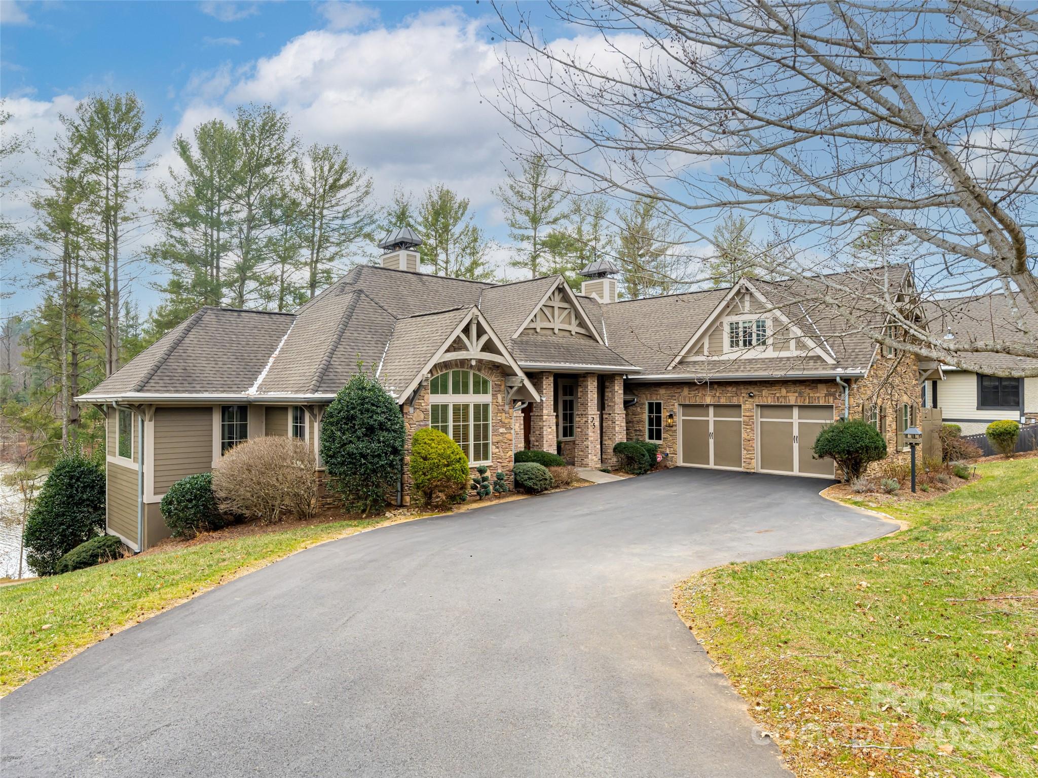 75 Orvis Stone Circle Property Photo