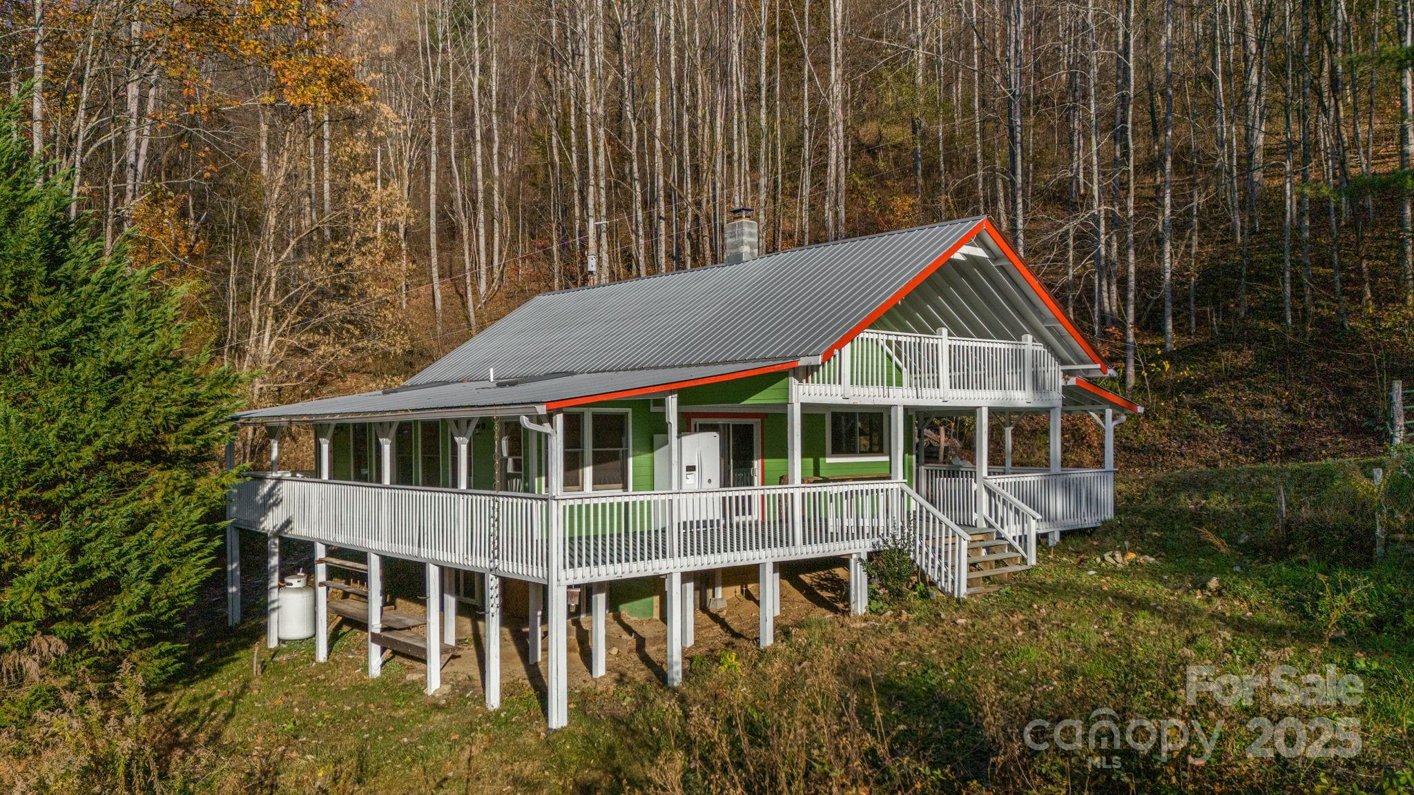 340 Wendy Avenue Property Photo 5