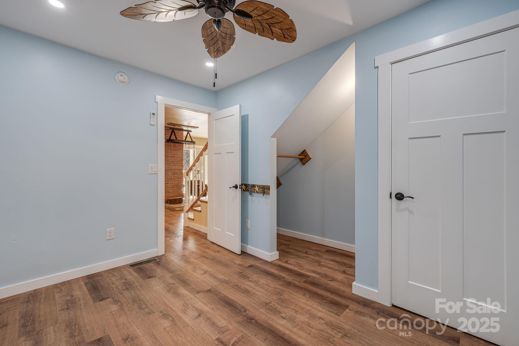 340 Wendy Avenue Property Photo 26