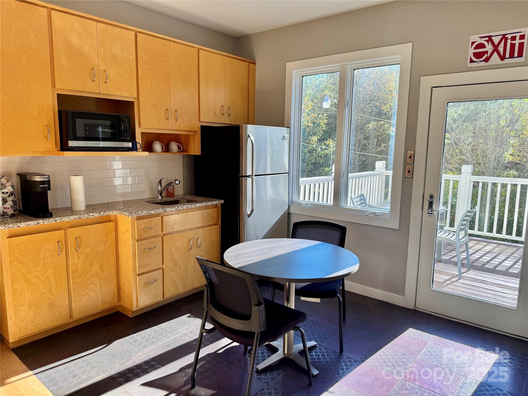 3739 Hickory Boulevard Property Photo 11