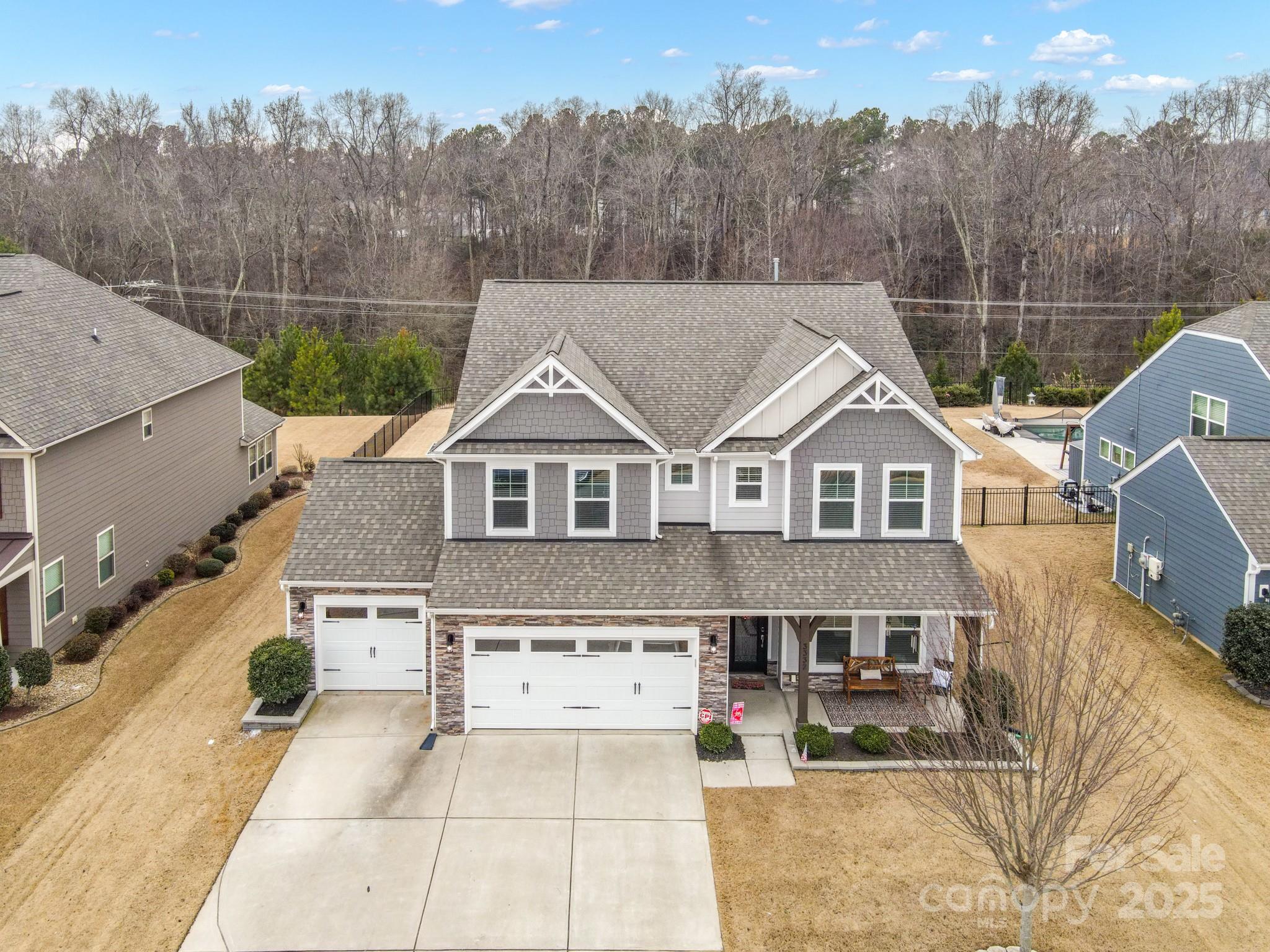 3332 Delaware Drive Property Photo