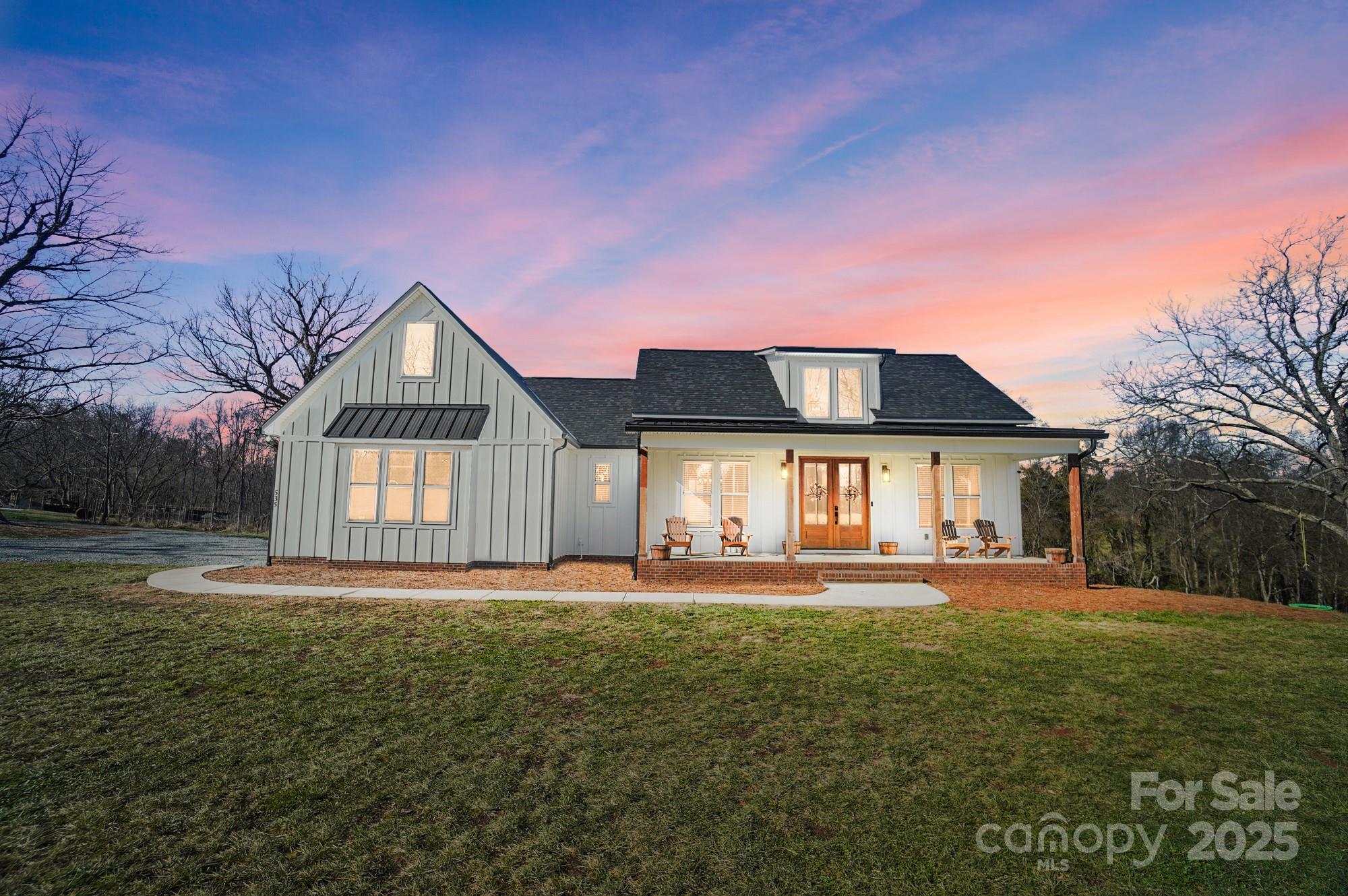 535 Grampian Road Property Photo
