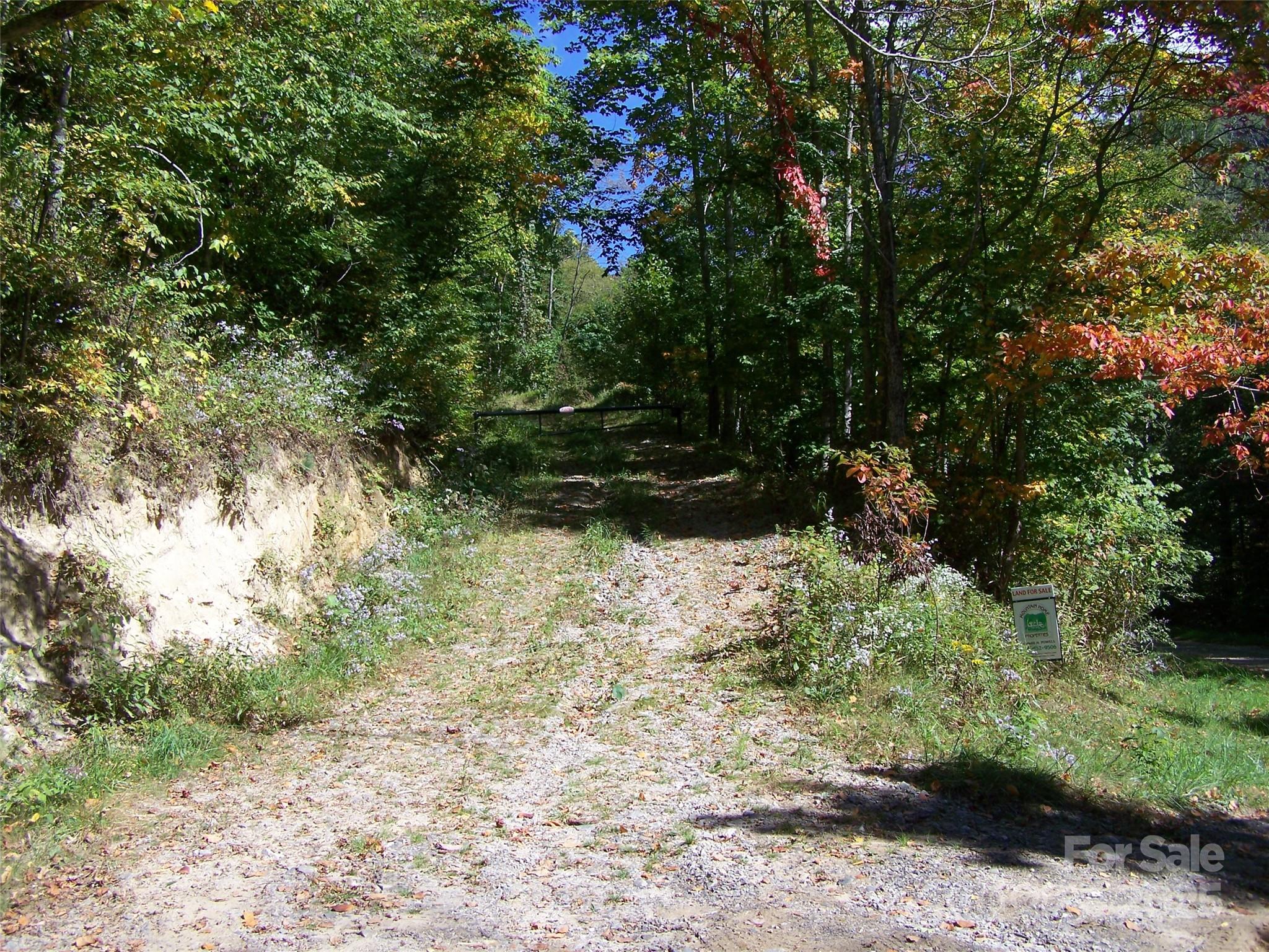 000 Fie Top Road Property Photo 17