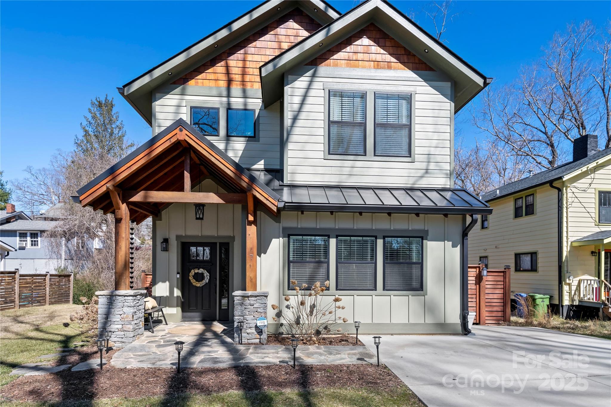 7 Acona Lane Property Photo