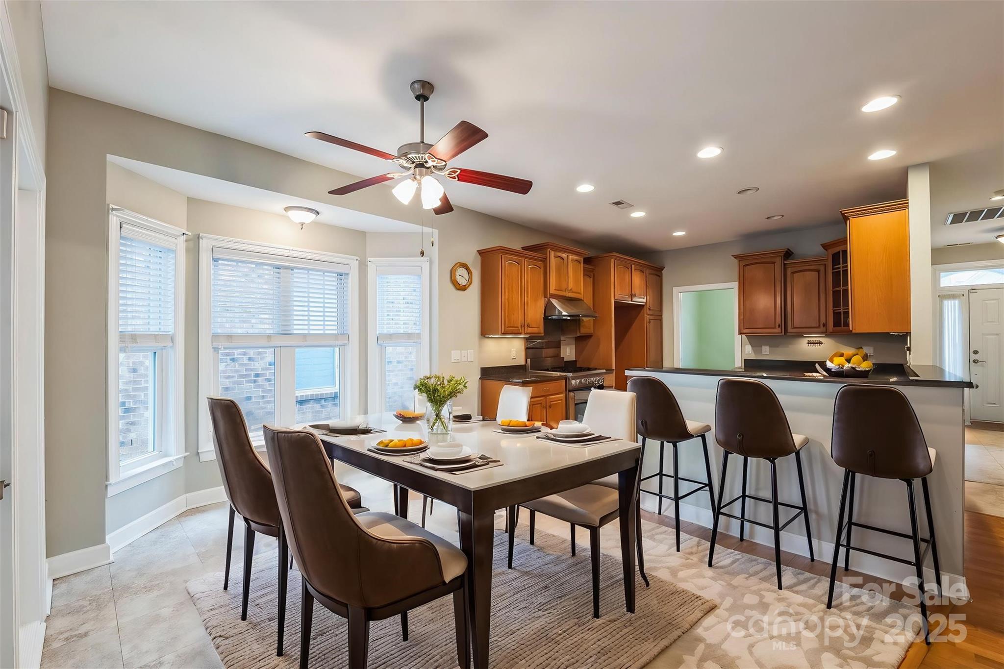 629 Cordova Court Property Photo 6