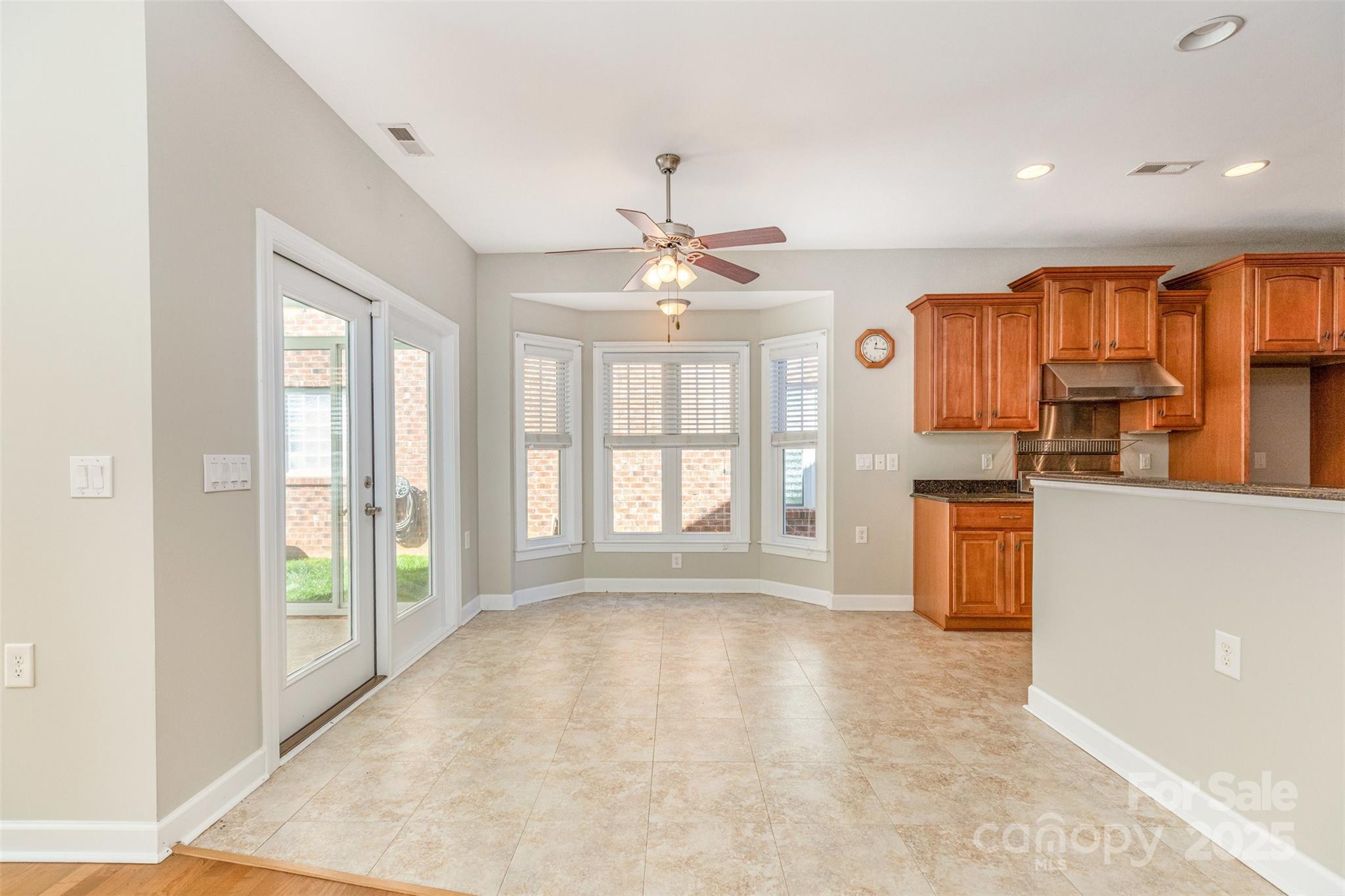 629 Cordova Court Property Photo 17