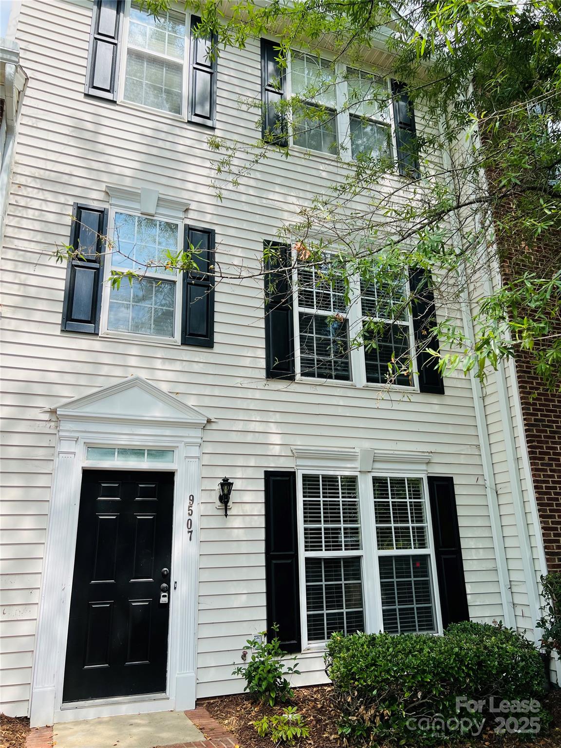 Blakeney Greens Real Estate Listings Main Image