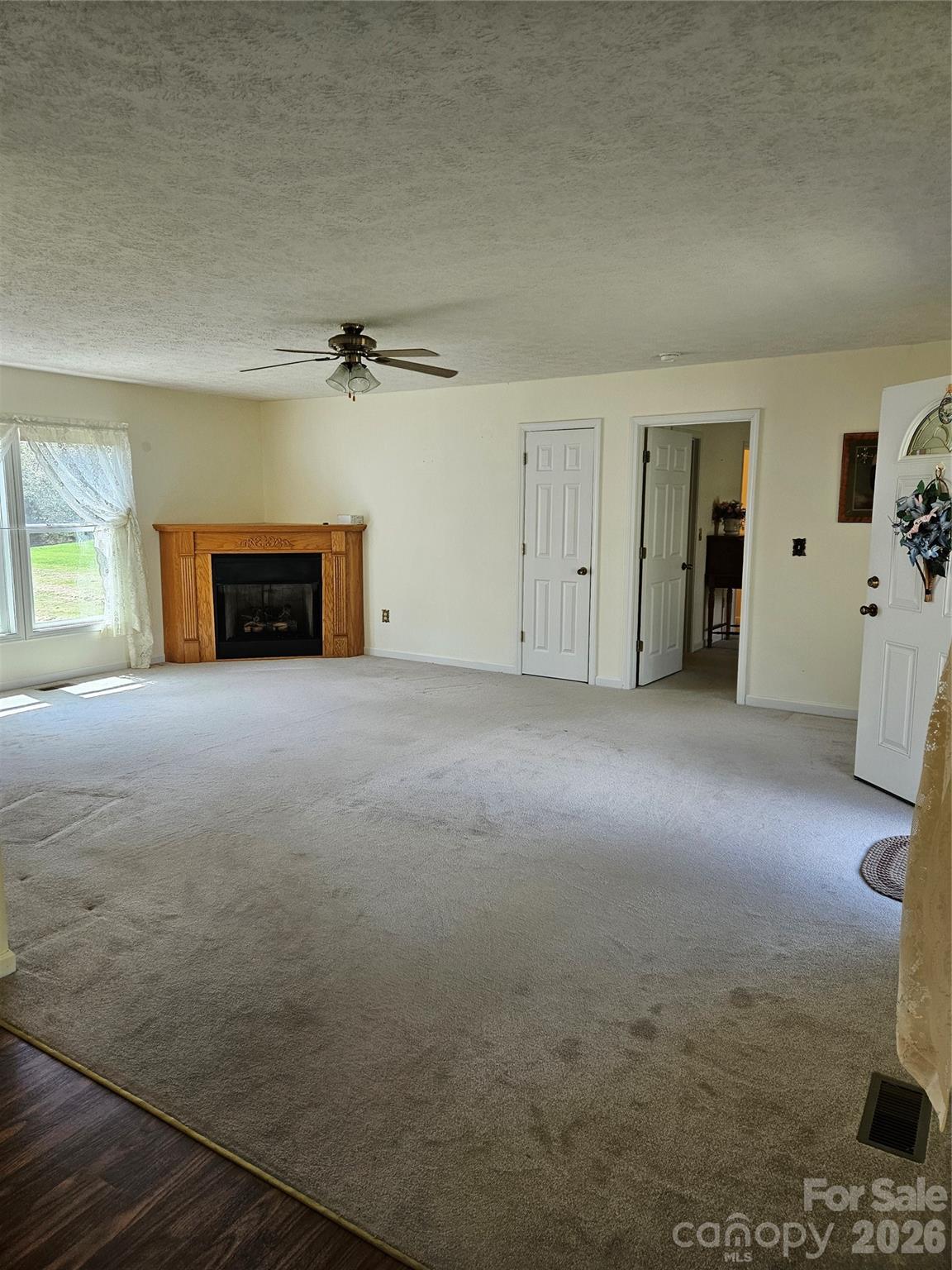 271 Stradley Mountain Road Property Photo 13