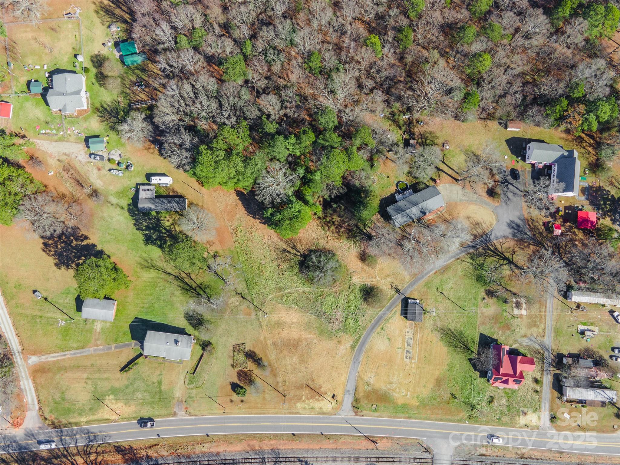 3125 Lesslie Highway Property Photo 4