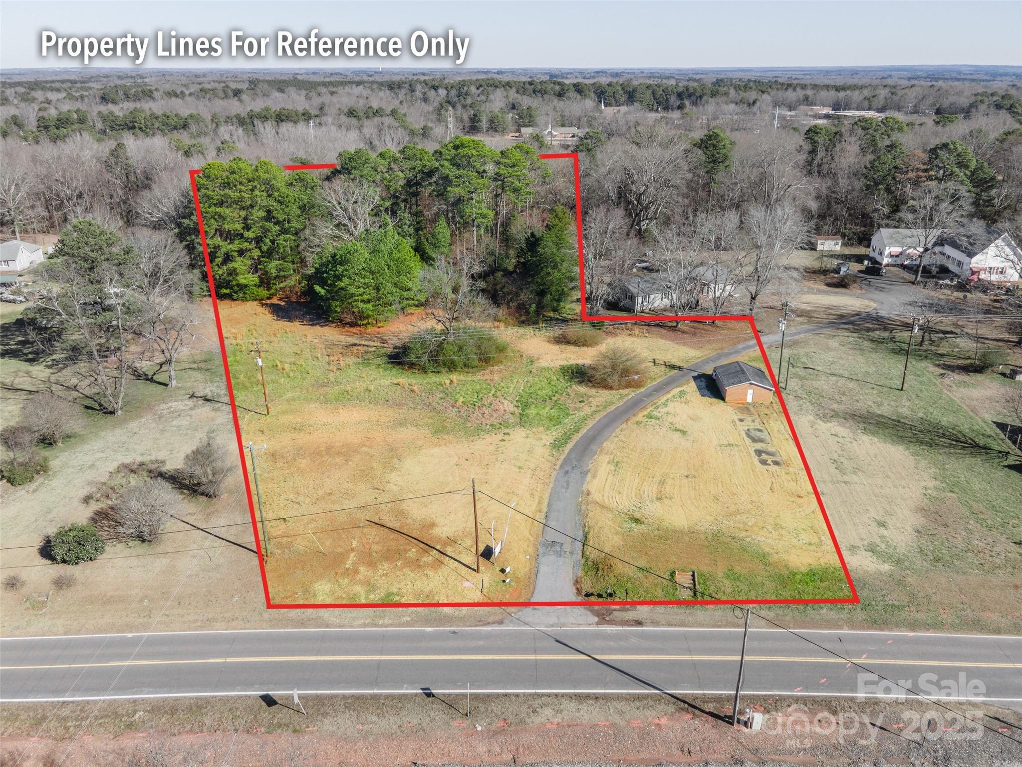 3125 Lesslie Highway Property Photo 5