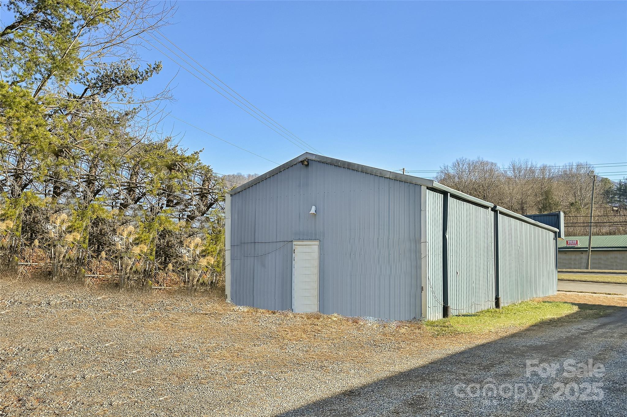 2068 Us 70 Highway Property Photo 3