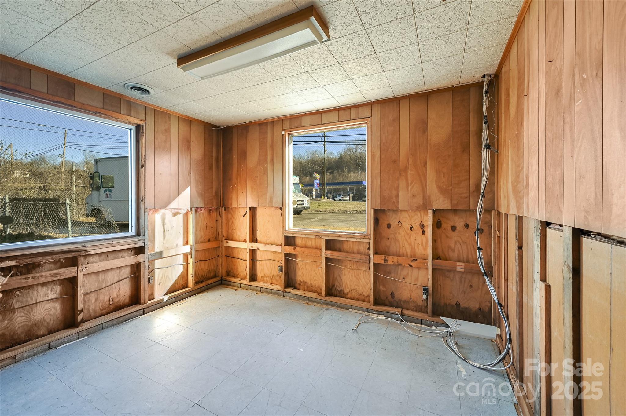 2068 Us 70 Highway Property Photo 14