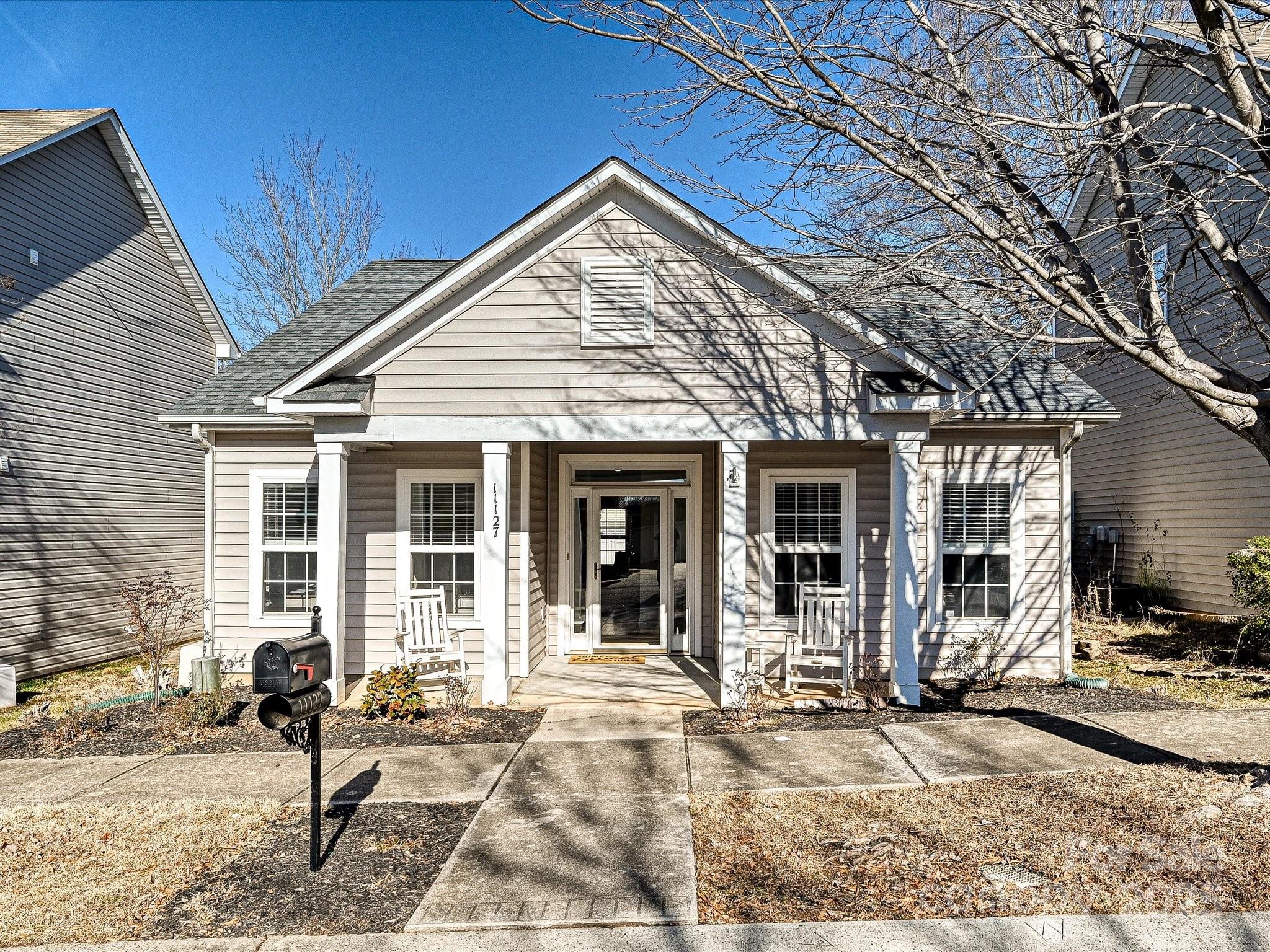 11127 Aprilia Lane Property Photo