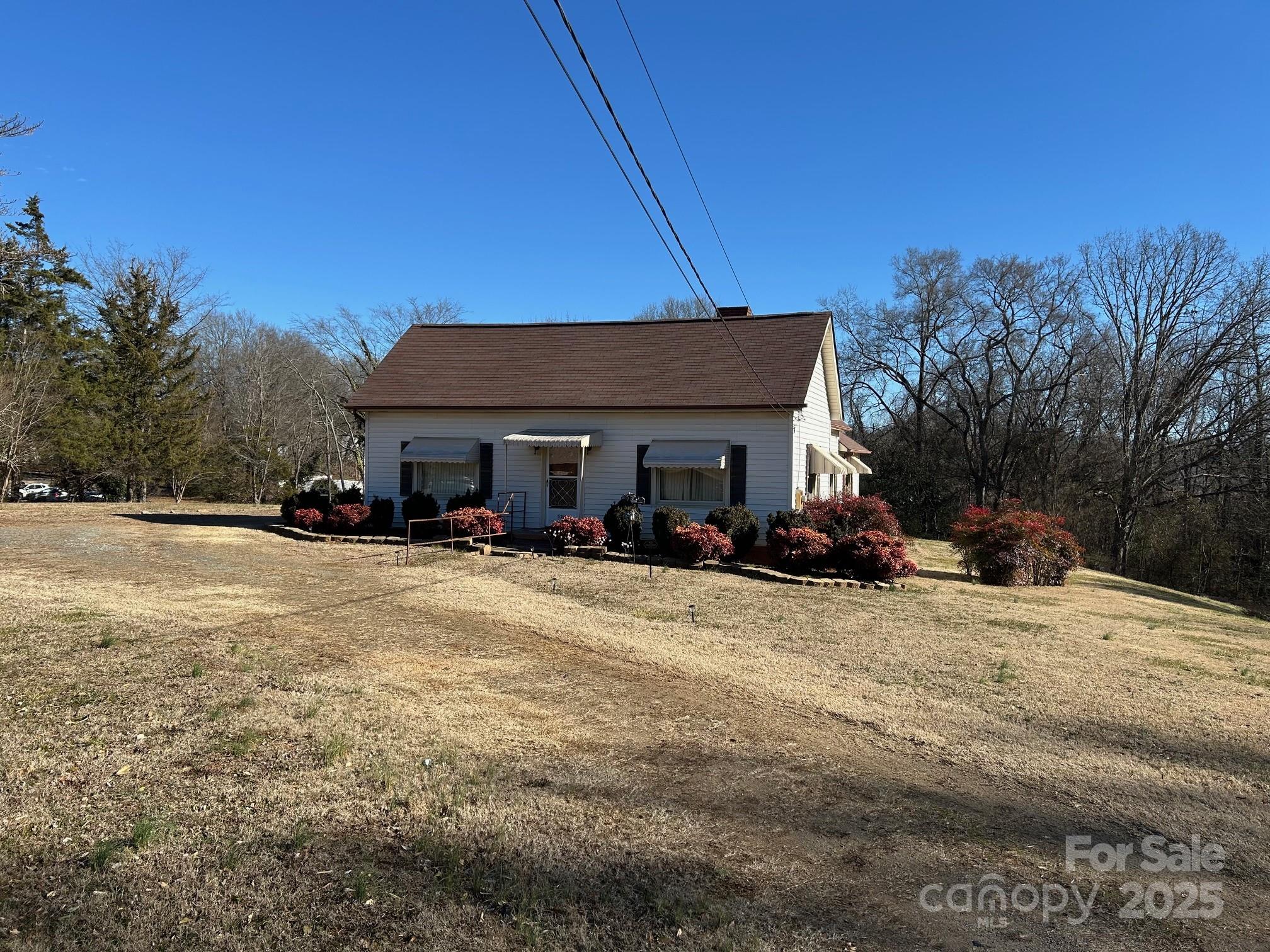 520 Central Drive Property Photo 12