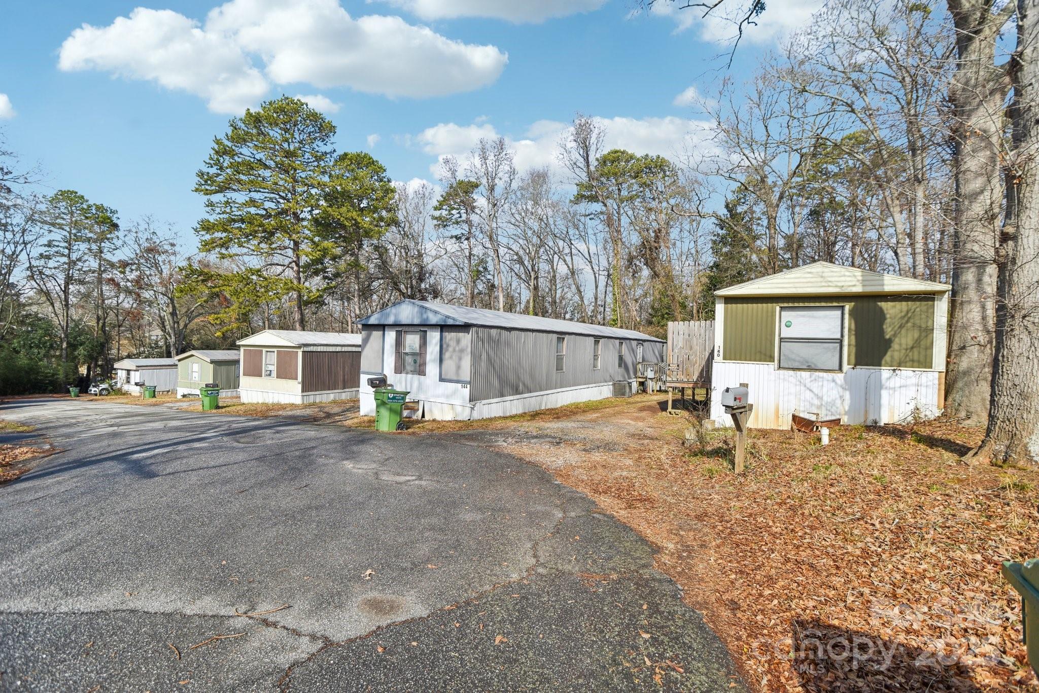 136 Cain Circle Property Photo 1