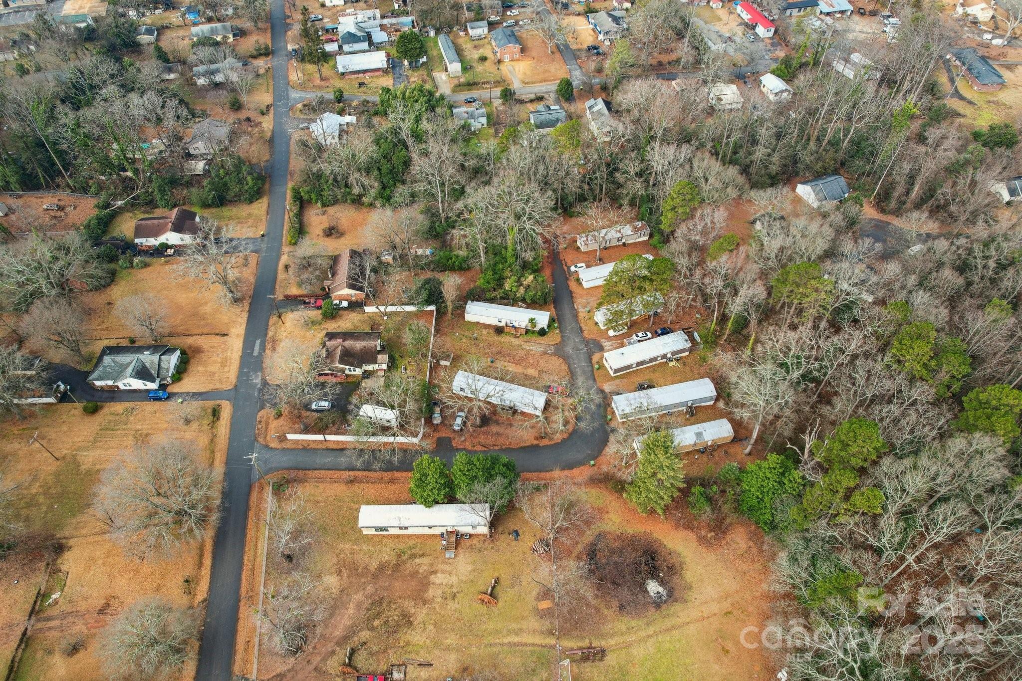136 Cain Circle Property Photo 6