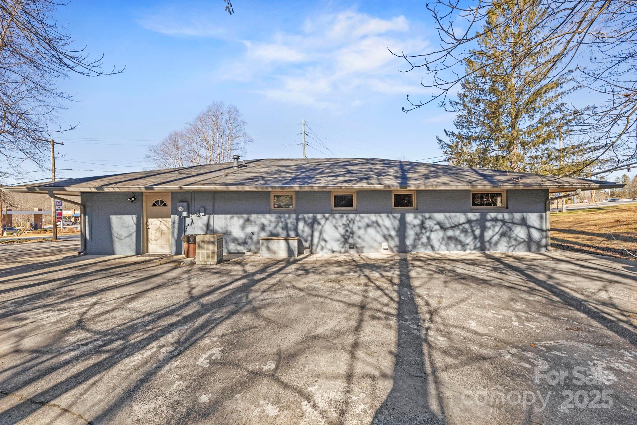 15 Rosman Highway Property Photo 4
