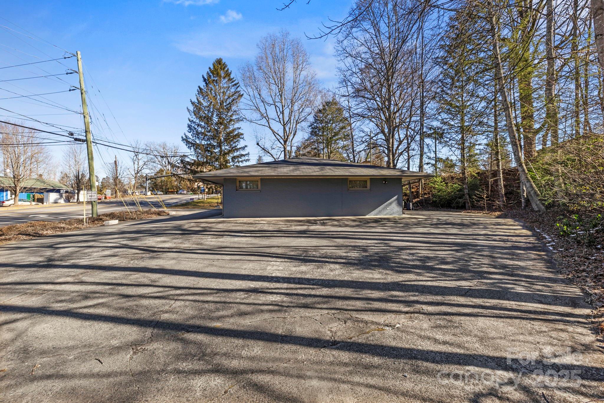 15 Rosman Highway Property Photo 7