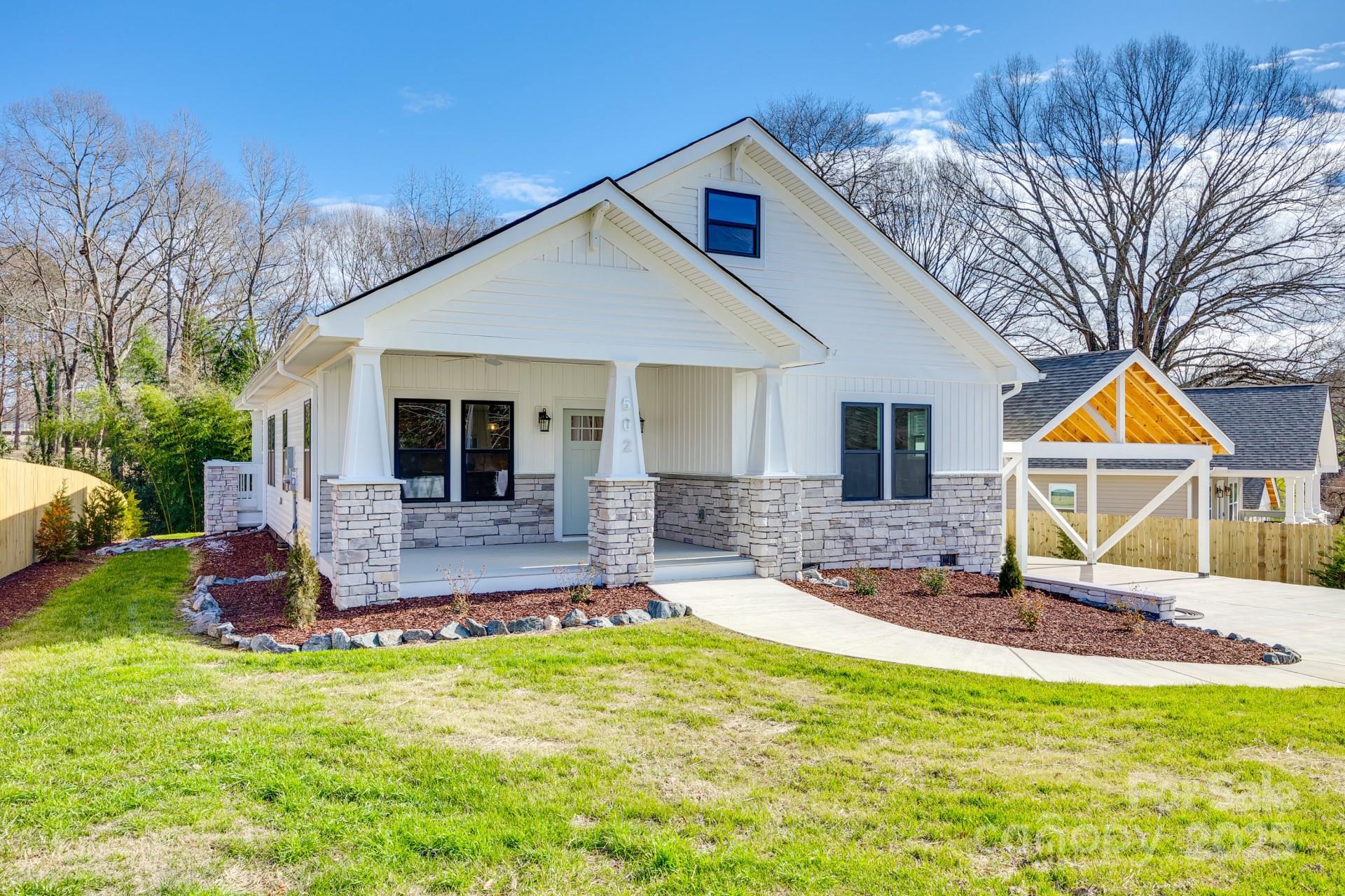 502 Rhyne Circle Property Photo