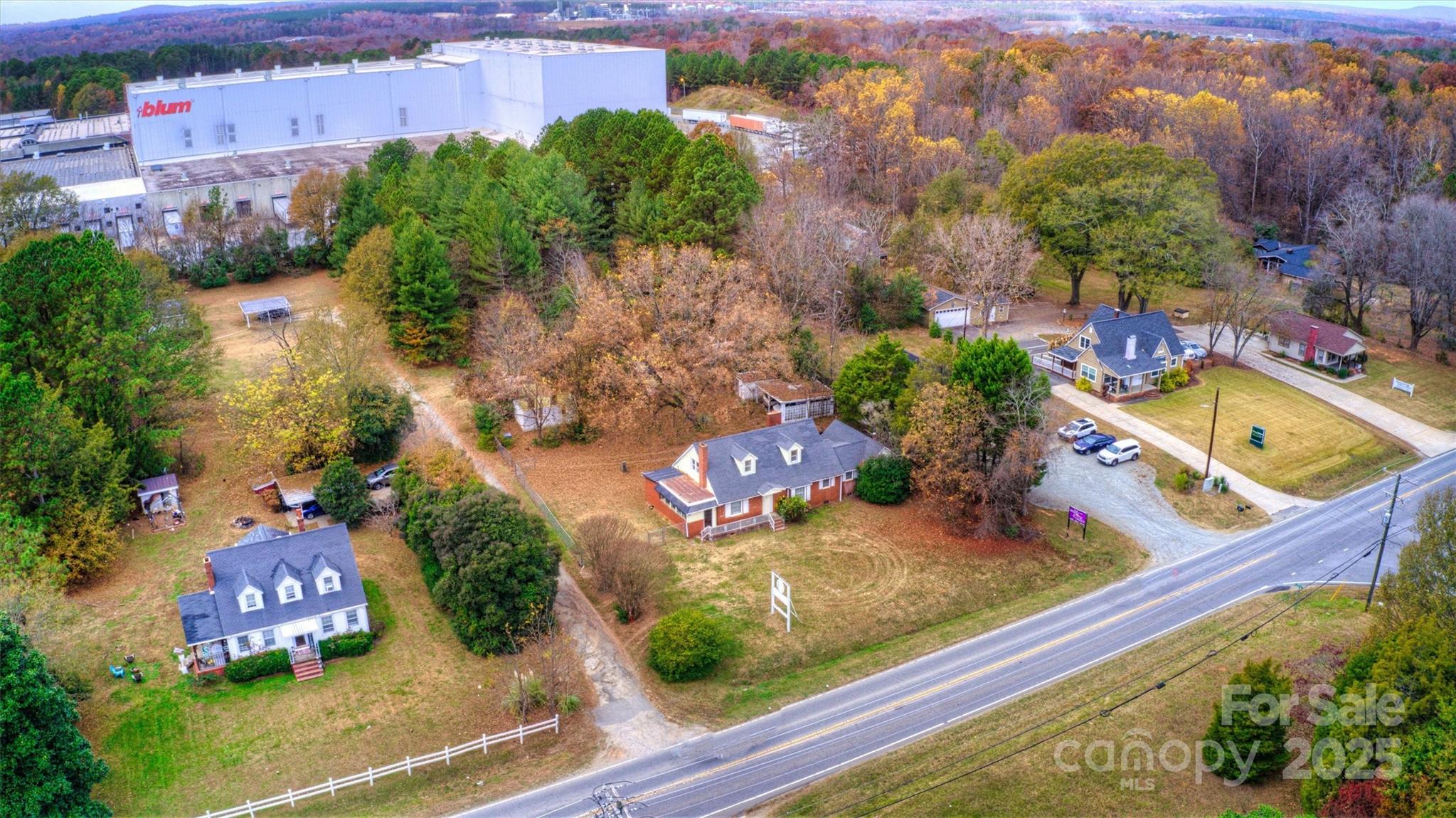 1190 S Nc 16 Business Highway Property Photo 2