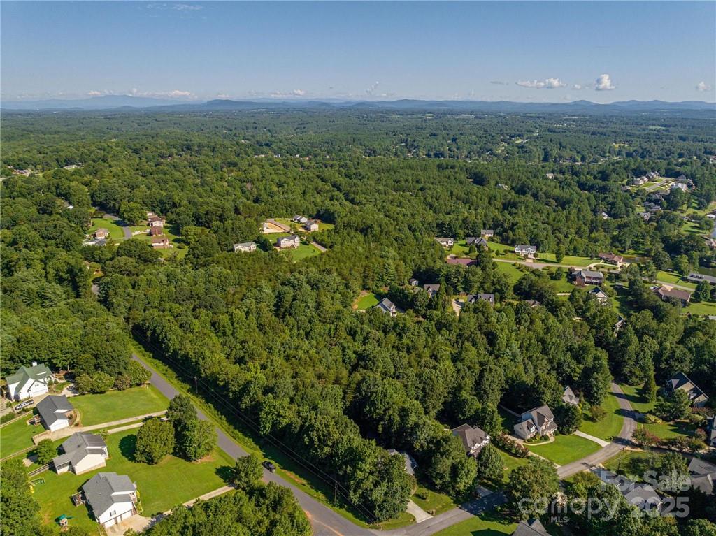 6210 Mountainside Drive Property Photo 4