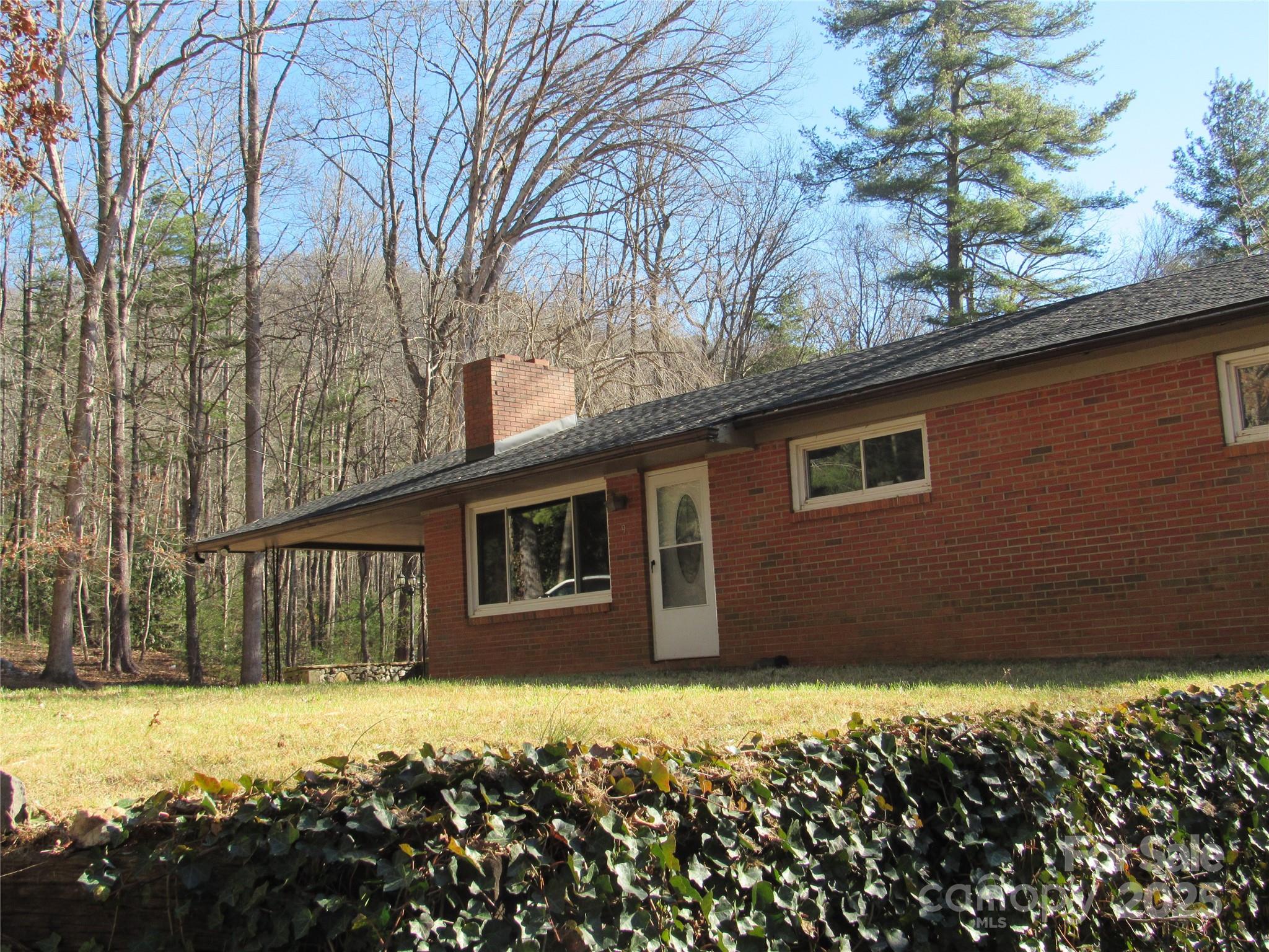 9 Vance Drive Property Photo