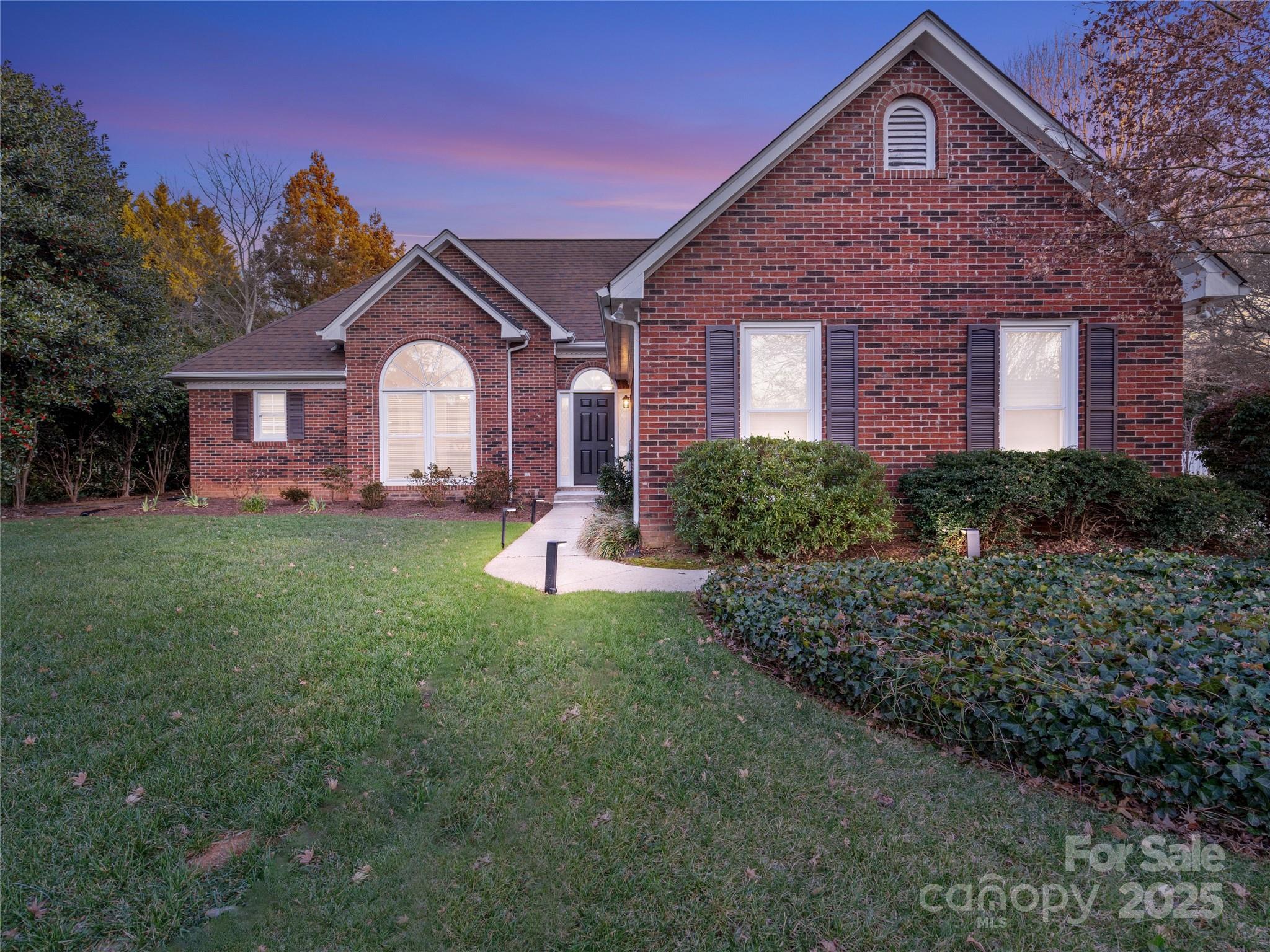 758 Emerson Drive Property Photo