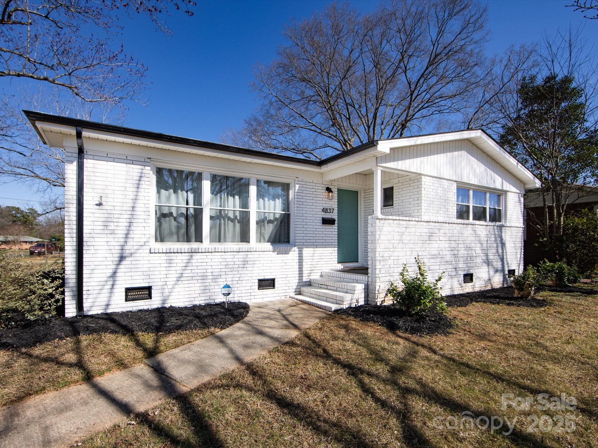 4837 Holbrook Drive Property Photo