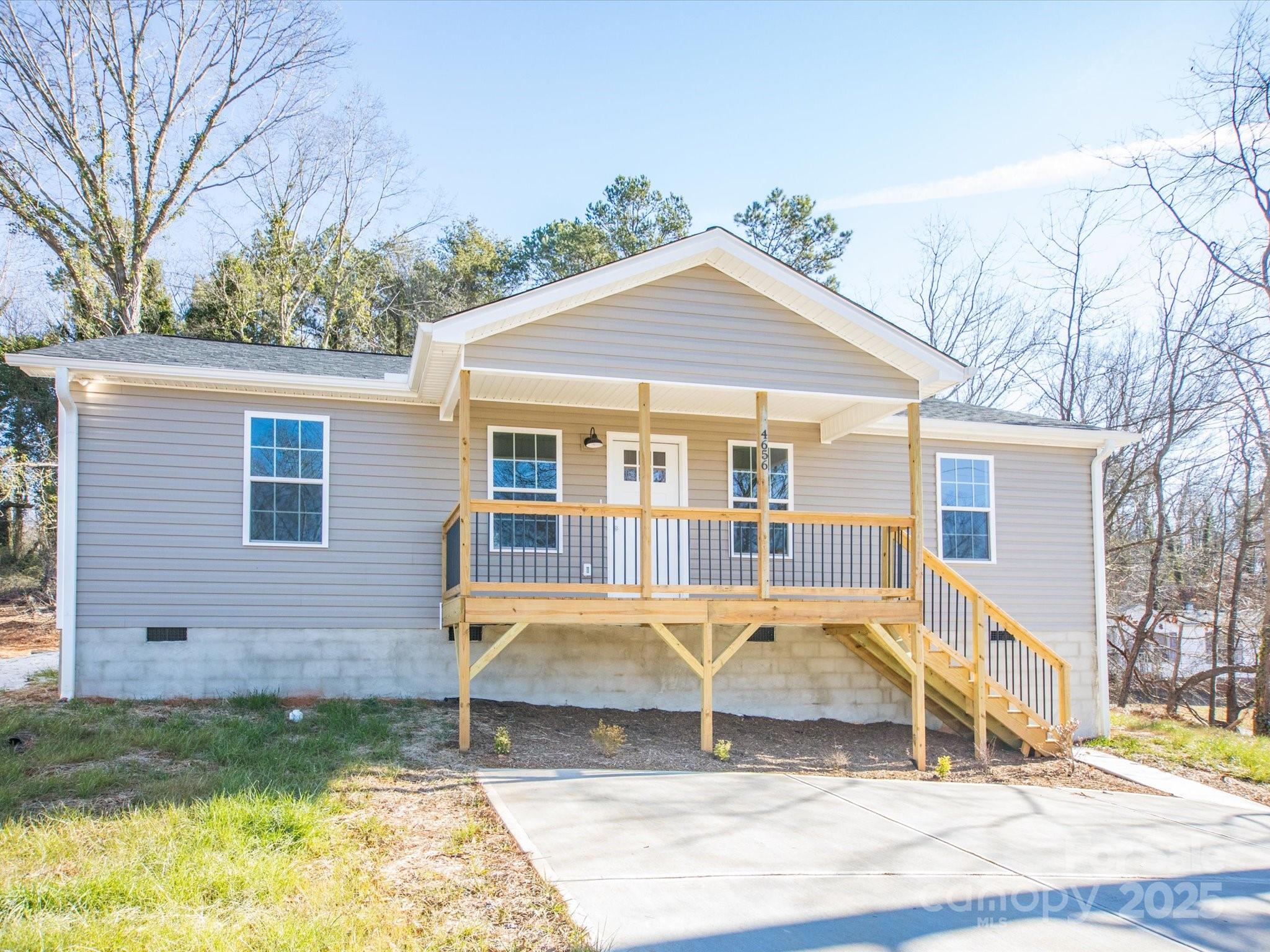 4656 Old Catawba Road 4 Property Photo