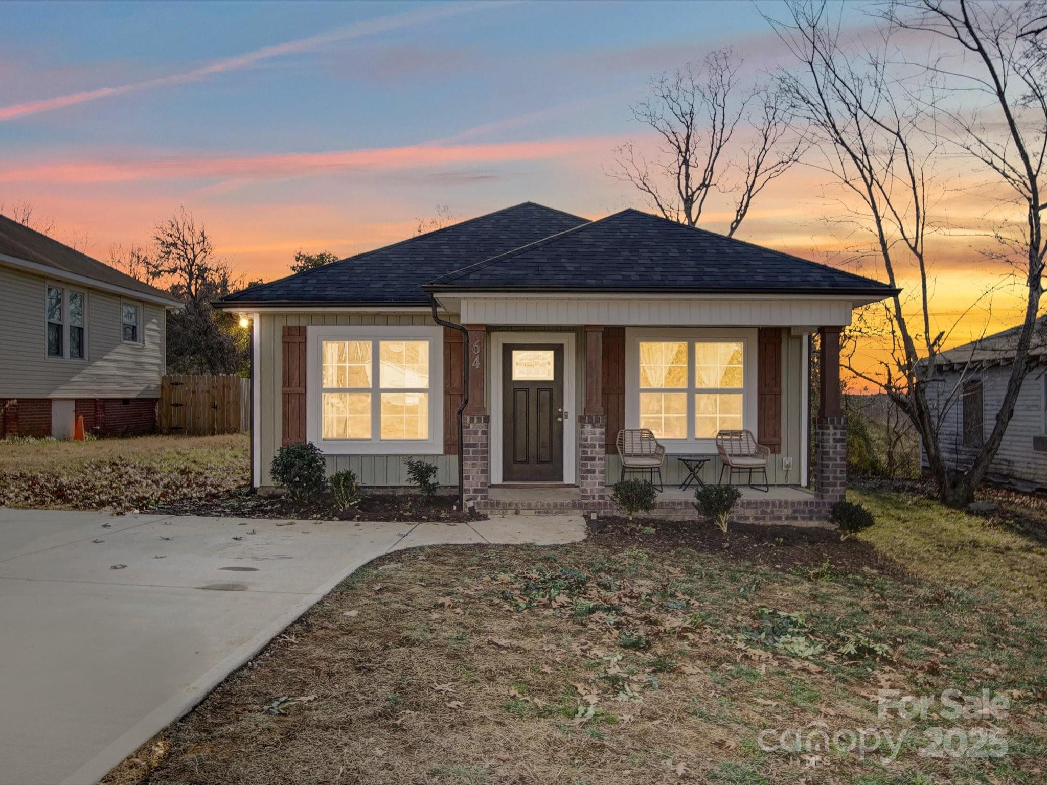 64 Willow Street Property Photo