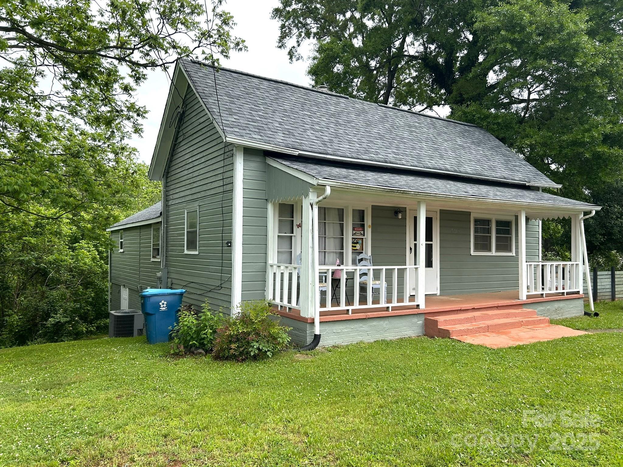 192 Spencer Street Property Photo